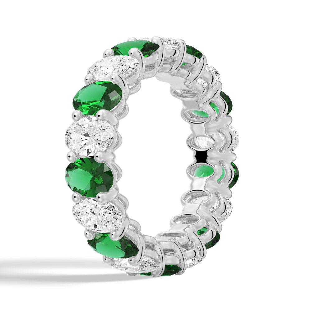 6.6 CT Lab Grown White Sapphire & Green Emerald Gemstone Ring - Elegant Wedding Band, Anniversary Gift for Her, Perfect for Engagement & Special Occasions