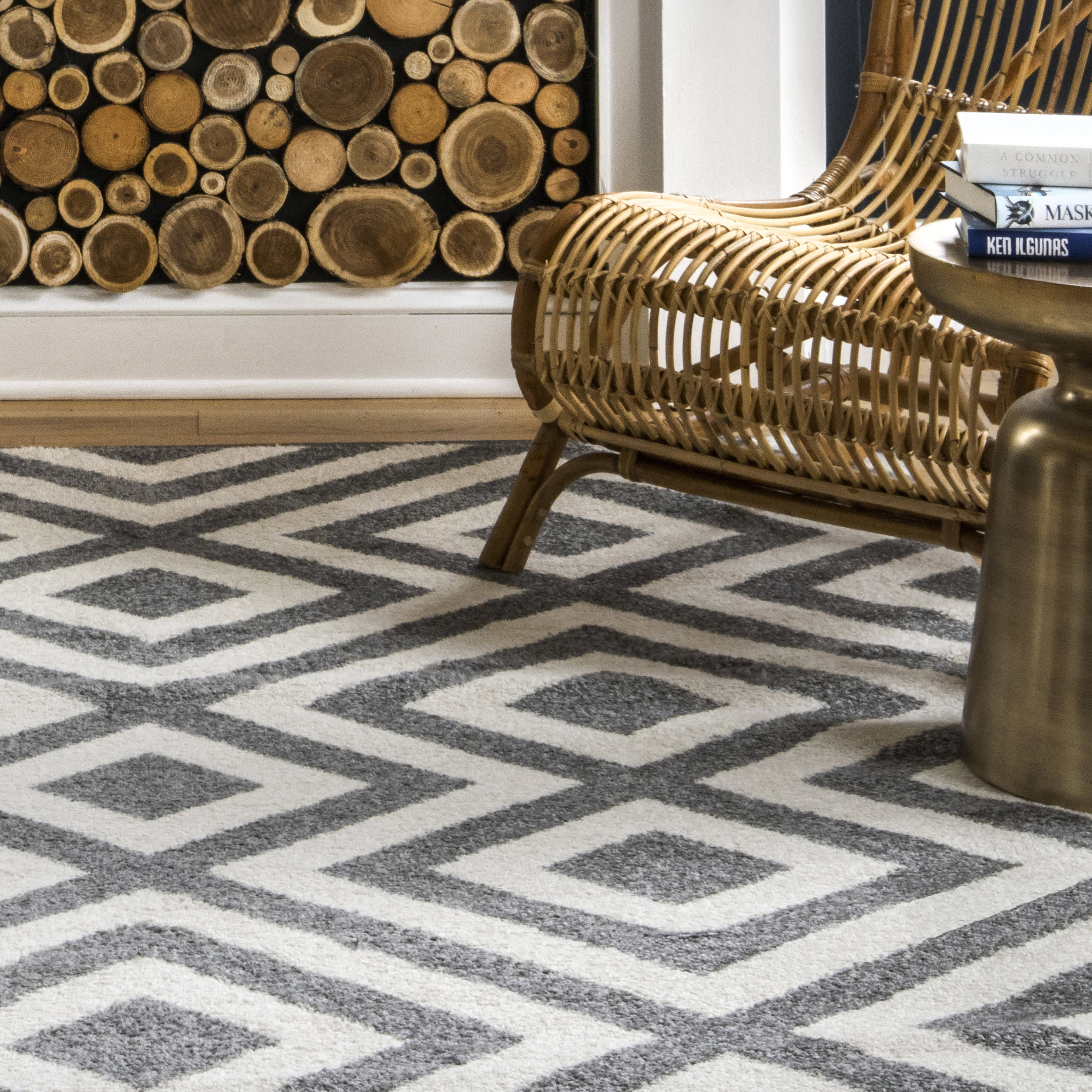 Chevron Stripes Area Rug - Soft Grey Modern Geometric Pattern for Living Room, Bedroom & Office Decor | Non-Slip Backing