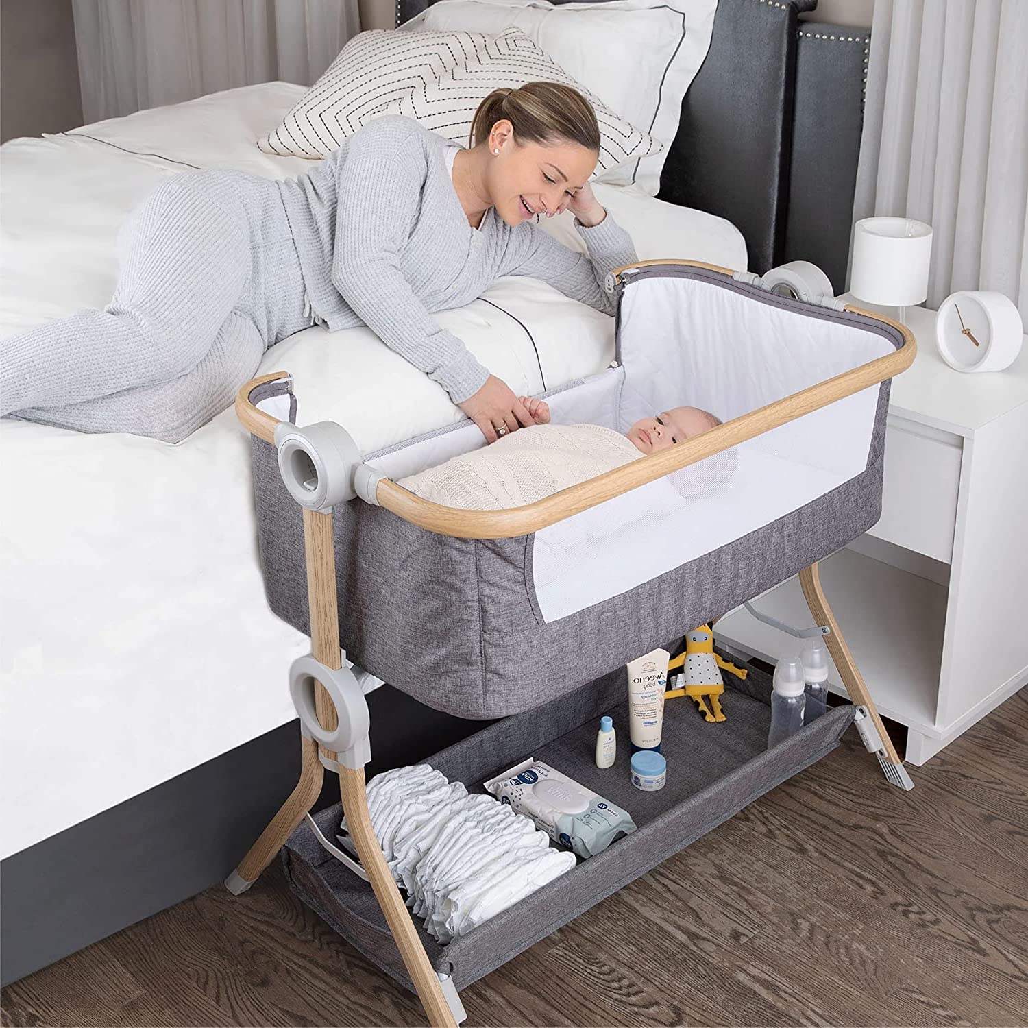 KoolerThings Portable Baby Bassinet & Bedside Sleeper - Foldable Crib with Storage Basket, Comfortable Mattress & Travel Bag - Perfect for Newborns, Nursery, Bedroom & Travel Use