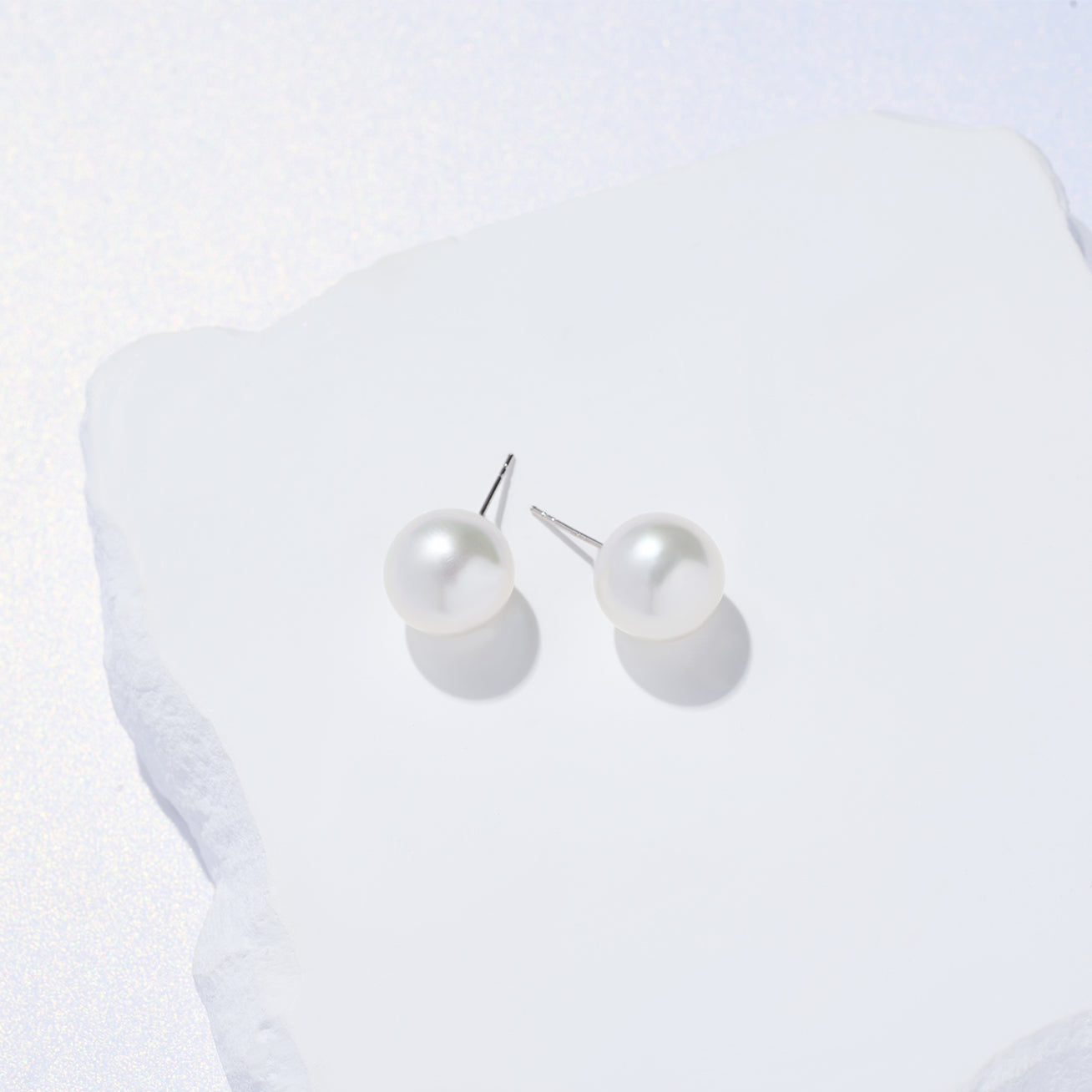 18K Gold HANADAMA Akoya Pearl Stud Earrings - AAA Grade Cultured Pearls, Hypoallergenic Jewelry Gift for Women, Perfect for Weddings & Special Occasions