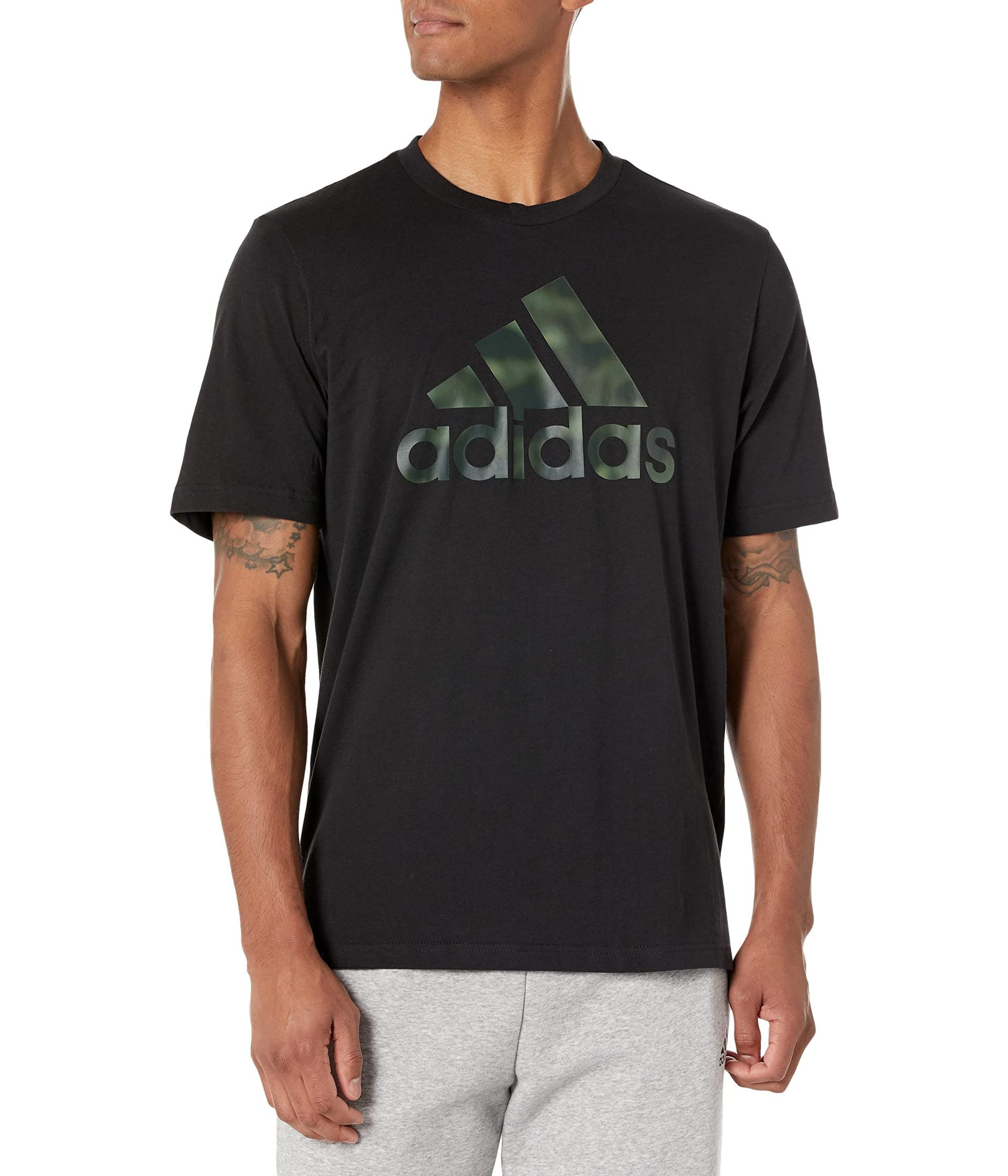 adidas Men's Essentials Camouflage Print T-Shirt - Comfortable Casual Wear for Gym, Street Style & Everyday Outfits