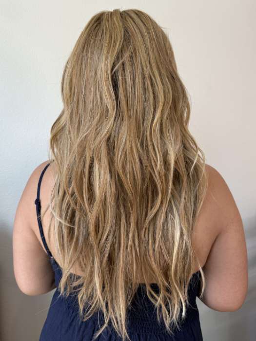 California Beach Waves HF Synthetic Lace Front Wig with Mono Top - Natural Looking Wavy Hair for Women, Perfect for Cosplay, Daily Wear & Special Occasions