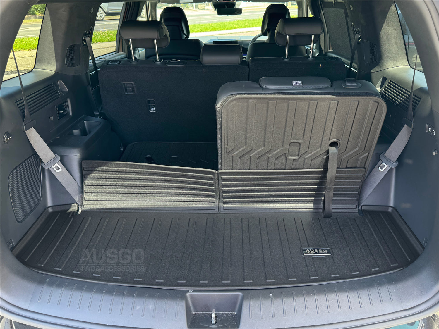 Premium Double Layer All-Weather Car Floor Mats for Hyundai Santa Fe 7 Seater (2024+) - Waterproof & Durable Protection for SUV Interior - Perfect for Road Trips, Family Vacations & Daily Commuting