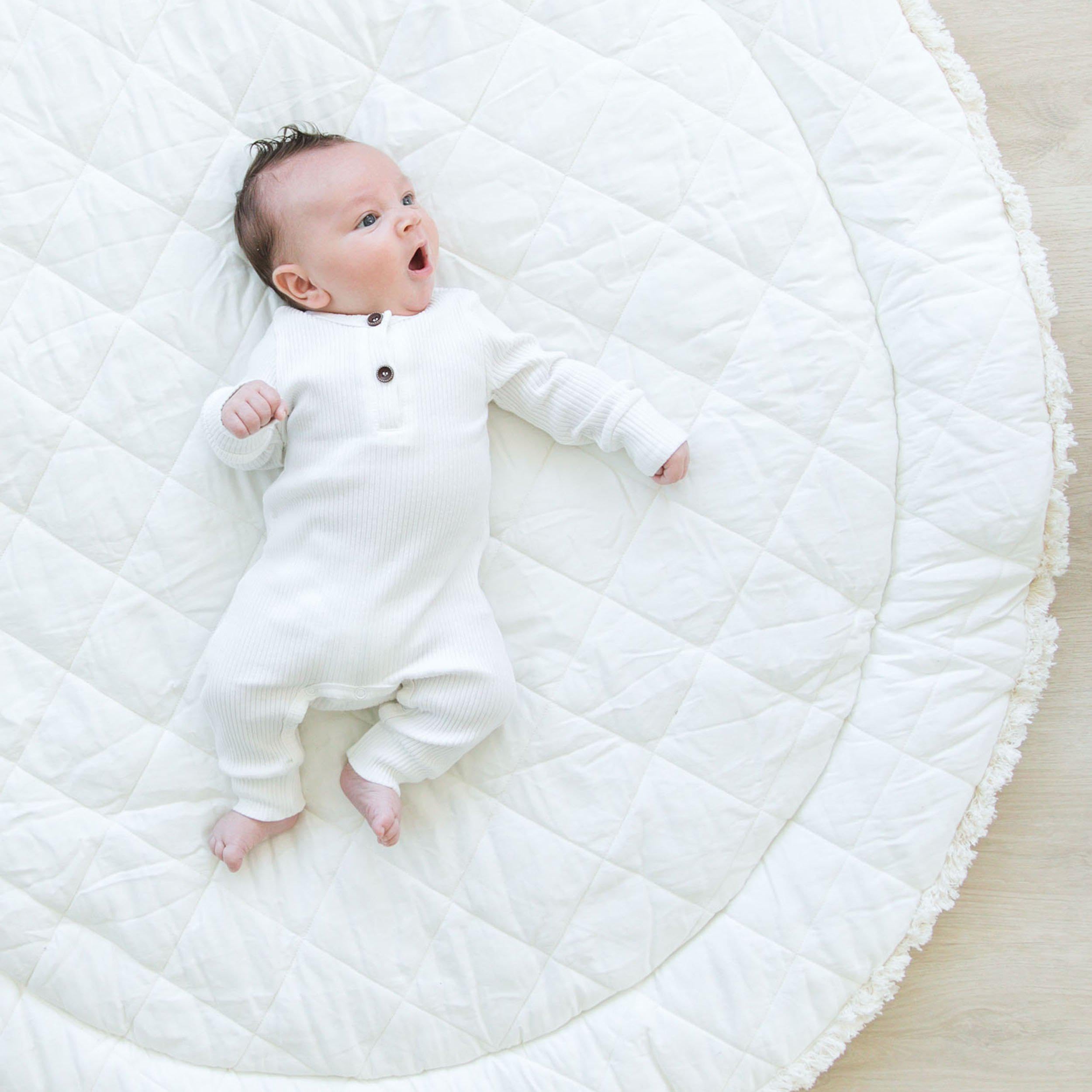 **GOTS Certified Organic Cotton Play Mat - MakeMake Organics Non-Toxic Nursery Floor Rug, Washable & Reversible, Thick Quilted for Tummy Time & Crawling (Round 48