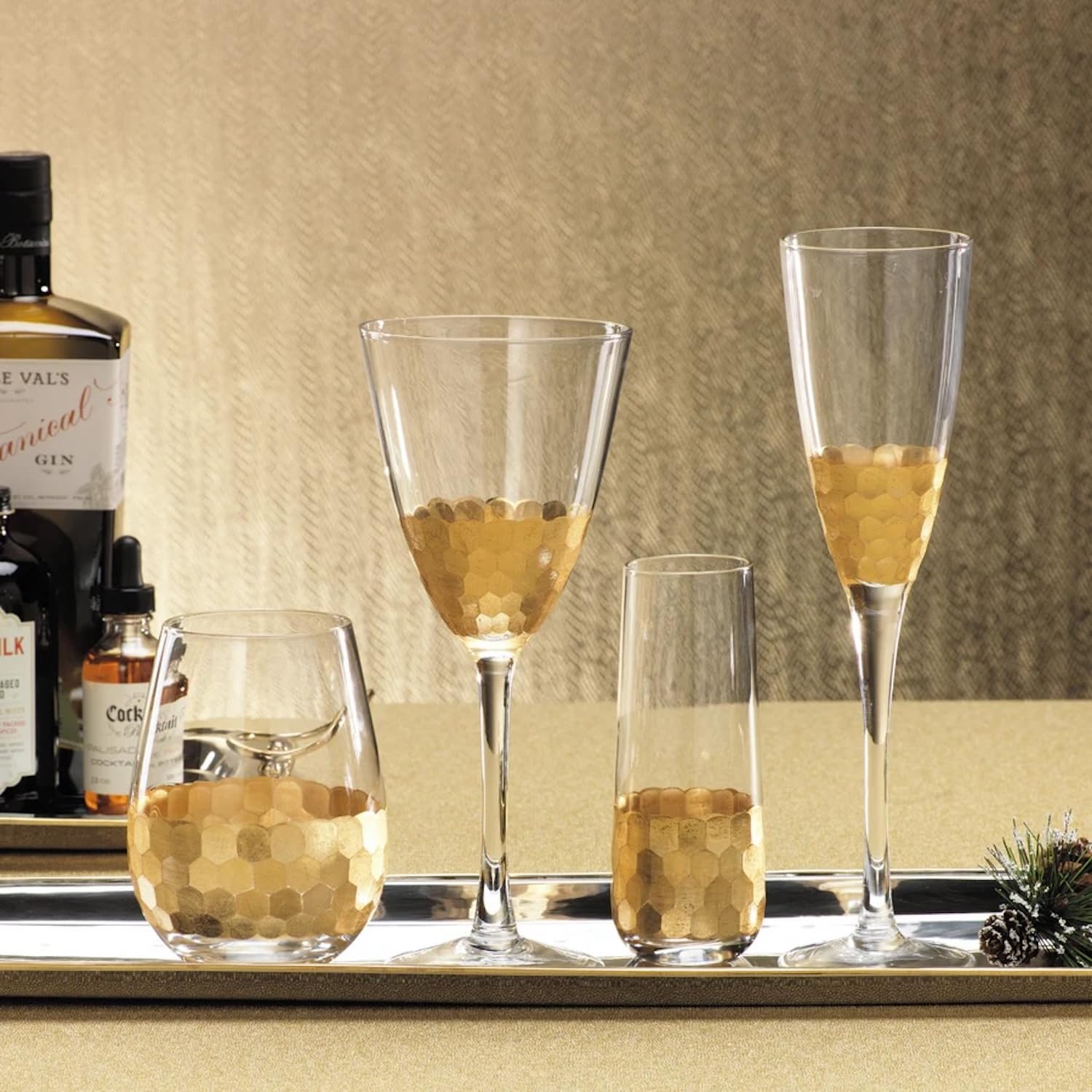 Premium Zodax Fez Cut Stemless Glasses with 24K Gold Leaf Accents - Set of 6 Elegant Wine or Cocktail Glasses for Parties, Weddings & Home Entertaining