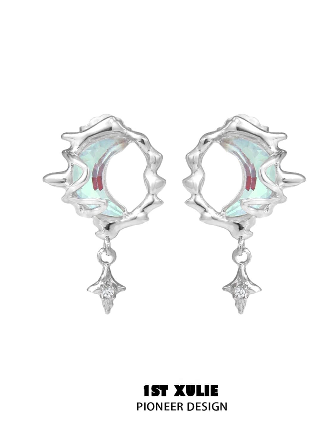 Melting Crescent S925 Sterling Silver Moon Earrings™ - Dainty Hypoallergenic Jewelry for Women, Perfect for Everyday Wear, Date Night & Gift Giving