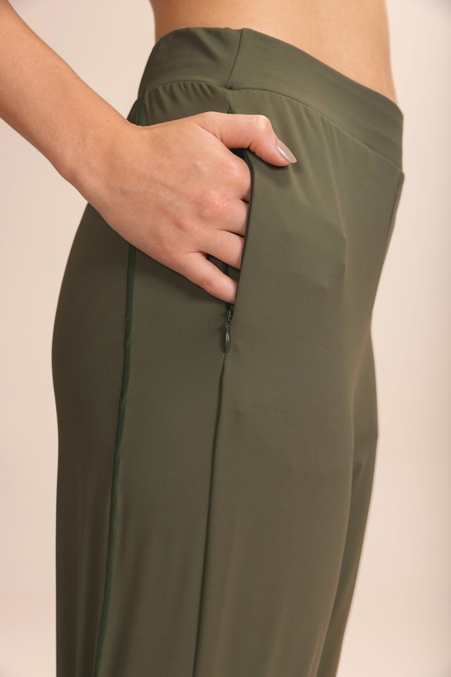 Soft & Cozy Smooth Sense Pro Fleece Pants for Women & Men - Winter Warm Lounge Pants for Home, Yoga & Outdoor Activities