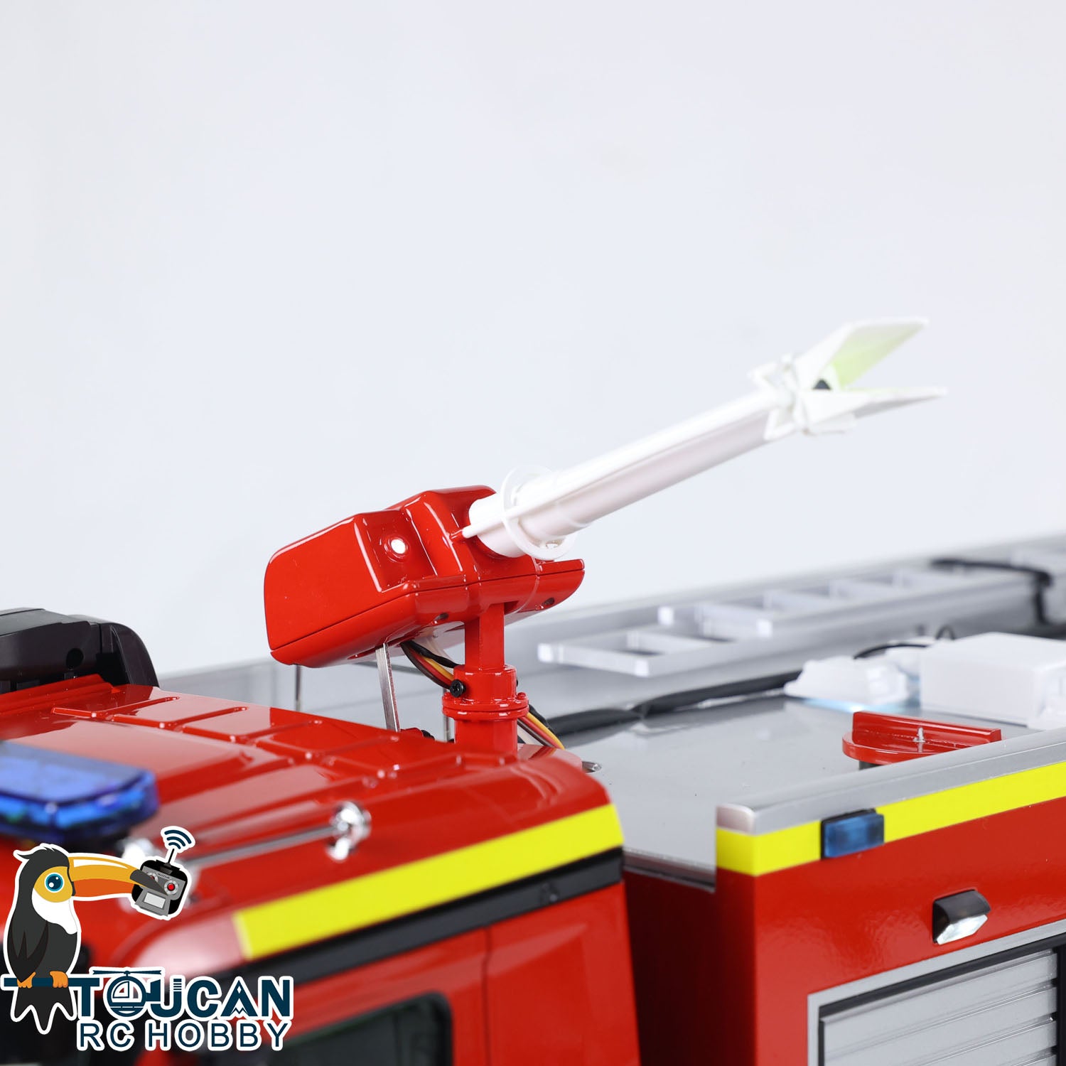 1/14 Scale RC Fire Fighting Truck 6x6 Metal Chassis Remote Control Fire Engine RTR Model Car with 2-Speed Transmission - Ready to Run, Assembled & Painted for Collectors and RC Enthusiasts (Perfect for Emergency Simulation and Off-Road Adventure Play)