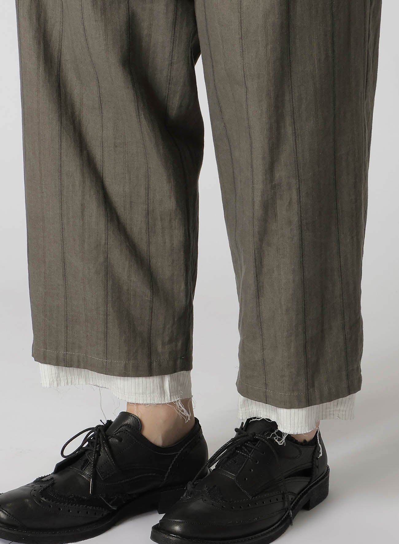 Stylish Cotton Stripe Ink Dyed Double Tuck Tapered Pants for Men & Women - Comfortable Slim Fit Casual Trousers for Office, Travel & Everyday Wear