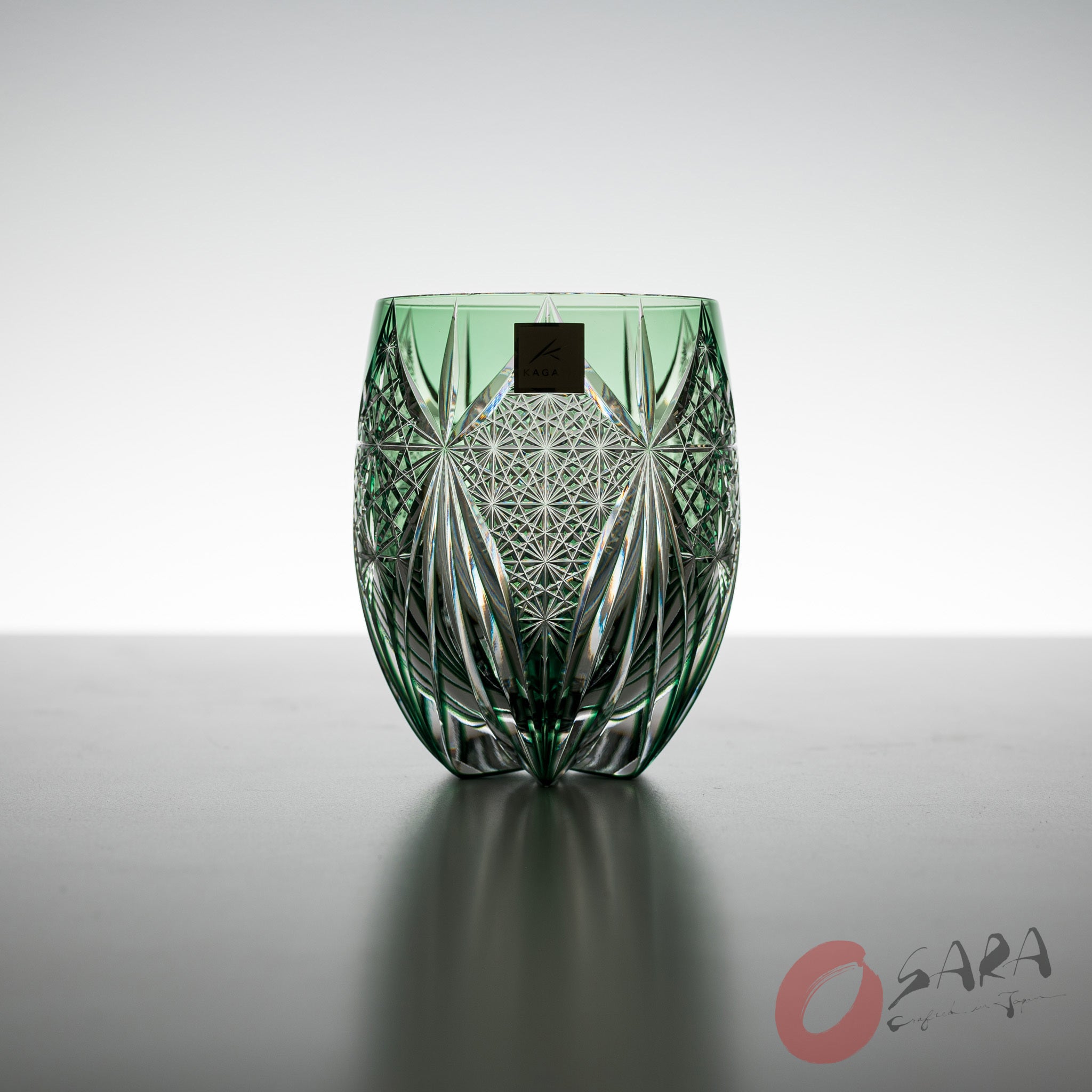 KAGAMI Crystal Round Rock Glass - Subaru Green / 昴 - Premium Whiskey Tumbler for Cocktails, Bourbon & Scotch - Elegant Barware Gift for Home & Parties