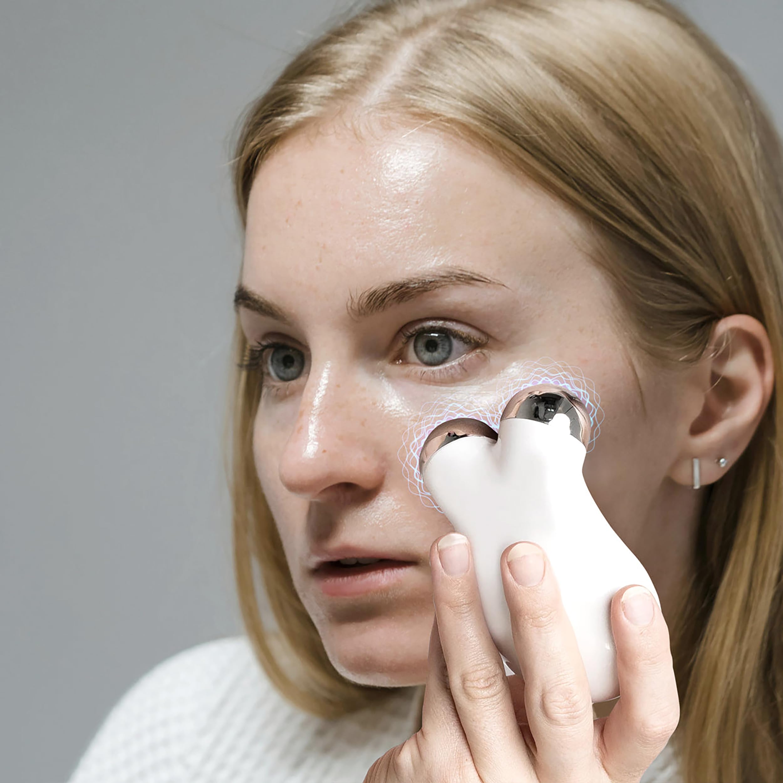 5Minskin Microcurrent Facial Device – Anti-Aging Face & Neck Massager for Skin Tightening & Wrinkle Reduction | Portable Galvanic Therapy Machine for Home Use | Perfect for Daily Skincare Routine & Spa Treatments
