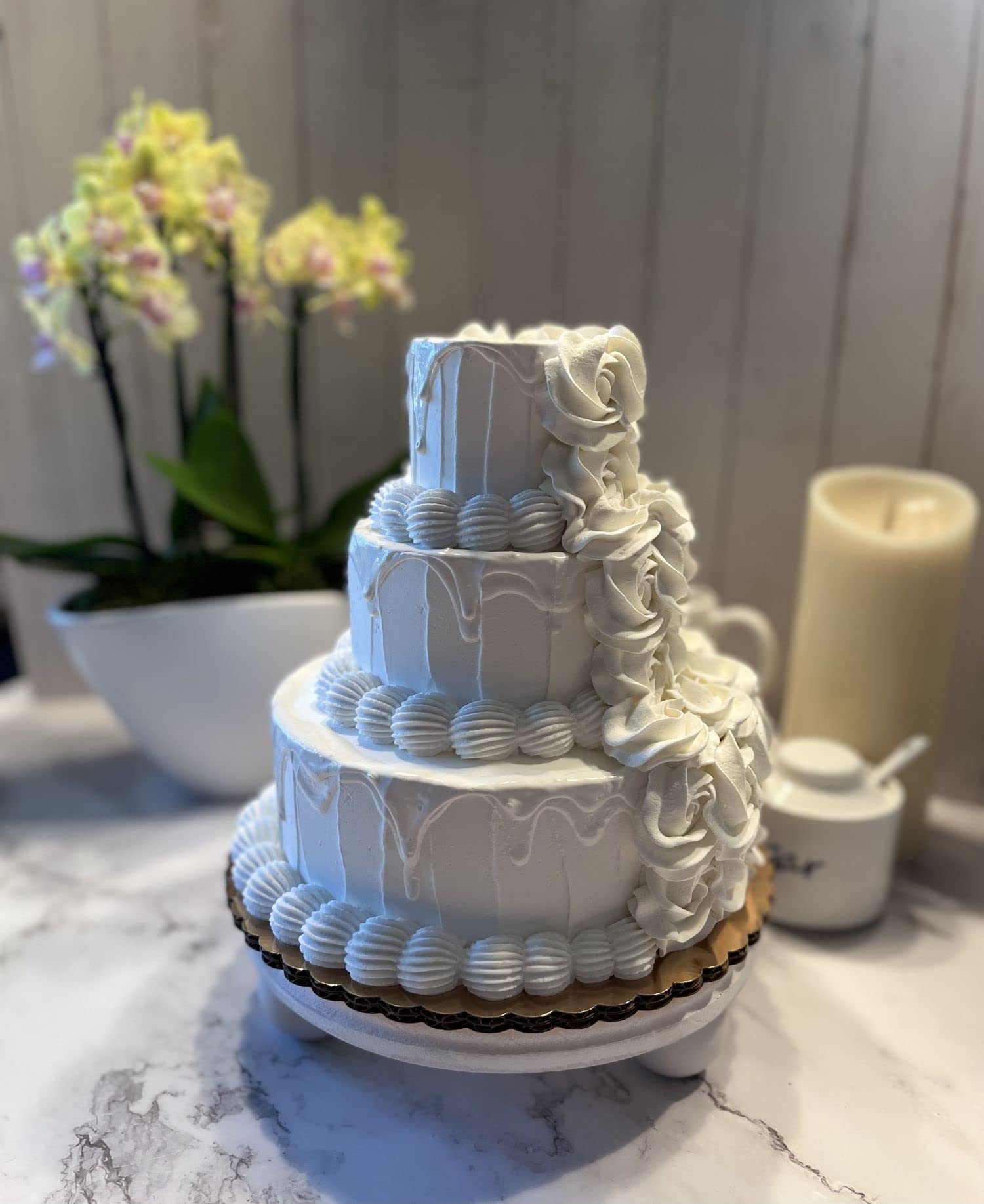 Artificial Fake Cupcakes & Cakes for Display - 3 Tier Wedding Cake Decorations - Faux Dessert Food Props for Home Kitchen & Party Decor - Perfect for Wedding Centerpieces, Birthday Displays, and Bakery Window Decor