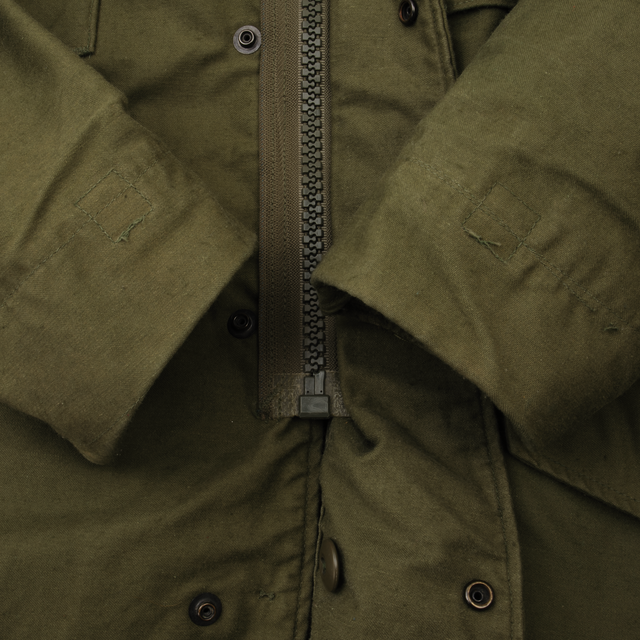 Vintage US Army M-1965 M65 Field Jacket 1987 Small Regular - Military Green Tactical Outerwear for Outdoor Adventure & Casual Wear