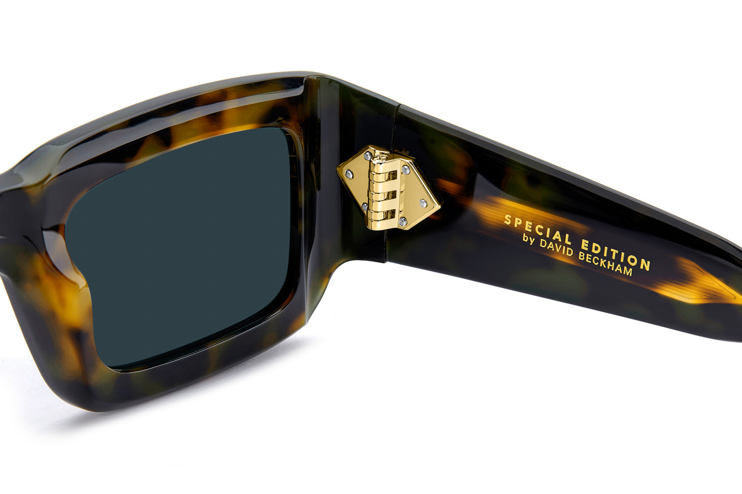 David Beckham DB7131/S Sunglasses - Polarized Aviator Style for Men & Women - Perfect for Driving, Travel & Outdoor Activities