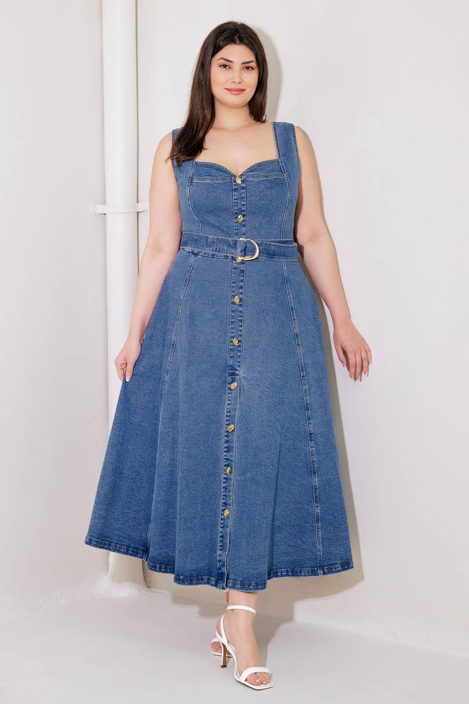 FRIDAY FEELS Sweetheart Denim Midi Dress - Women's Vintage Inspired Blue Jean Dress for Date Night & Casual Outings