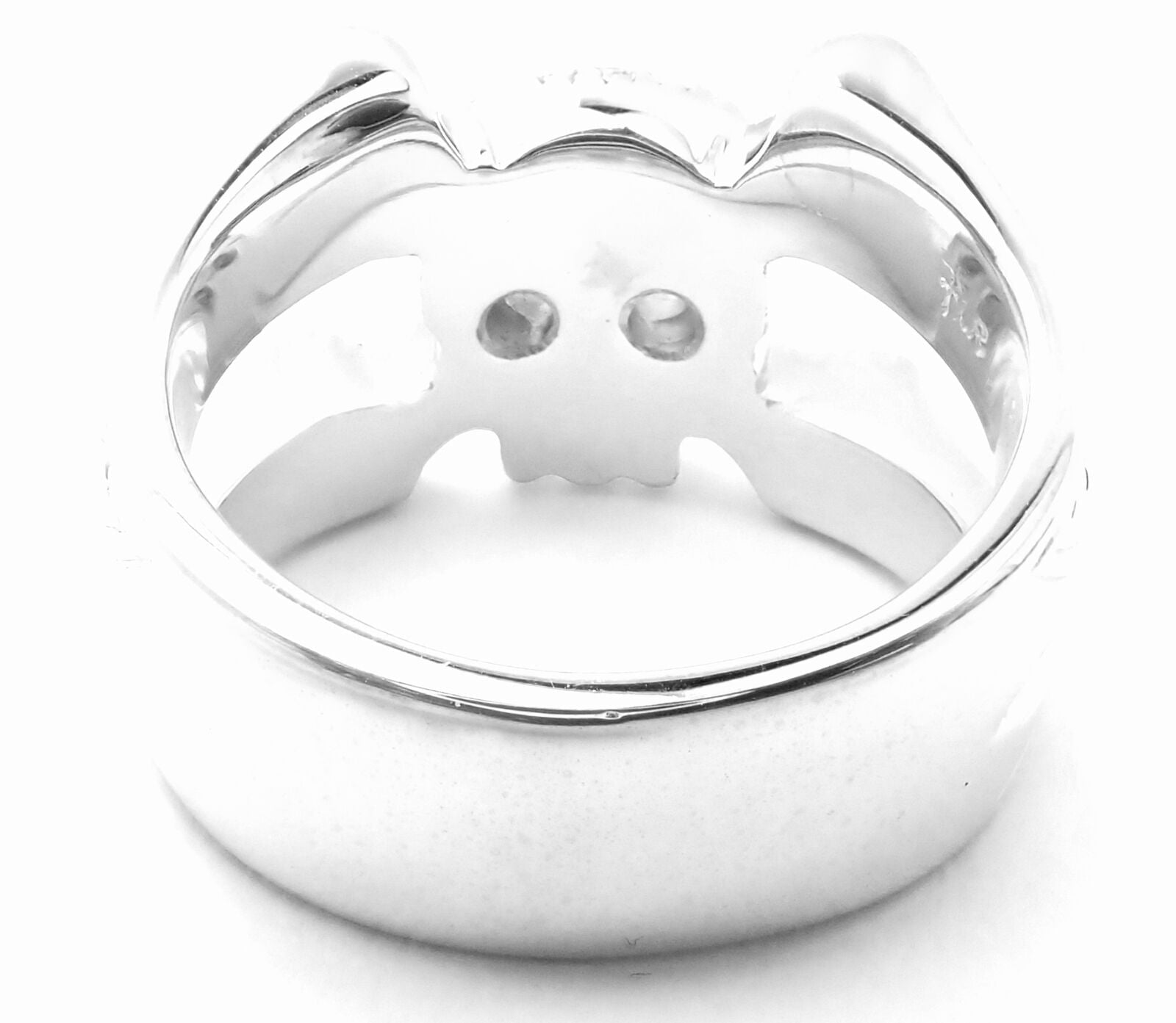 Authentic Loree Rodkin 18k White Gold Diamond Skull & Crossbones Ring - Luxury Gothic Jewelry for Men & Women - Perfect for Halloween, Punk Fashion & Statement Jewelry