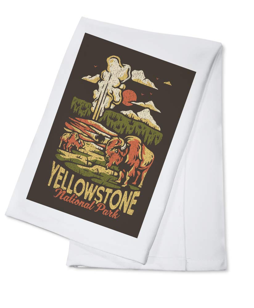 Yellowstone National Park Vintage Distressed Vector Old Faithful Cotton Tea Towel - 100% Cotton Decorative Hand Towel for Kitchen, Bathroom & Home Decor - Perfect for Dish Drying, Gift Giving & Cabin Decor