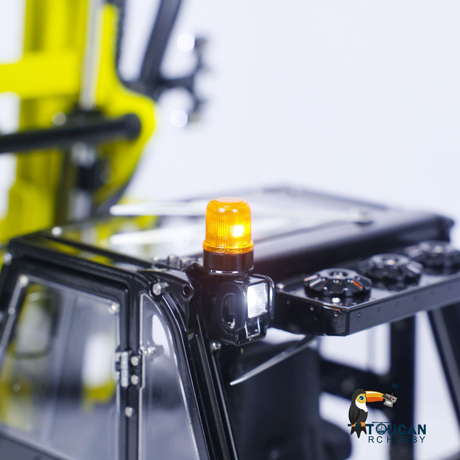1:14 LESU Metal RC Forklift Truck with Hydraulic System, Remote Control, Sound & Light, ESC Servo - Perfect for Construction Site Play, Collecting & Indoor Racing