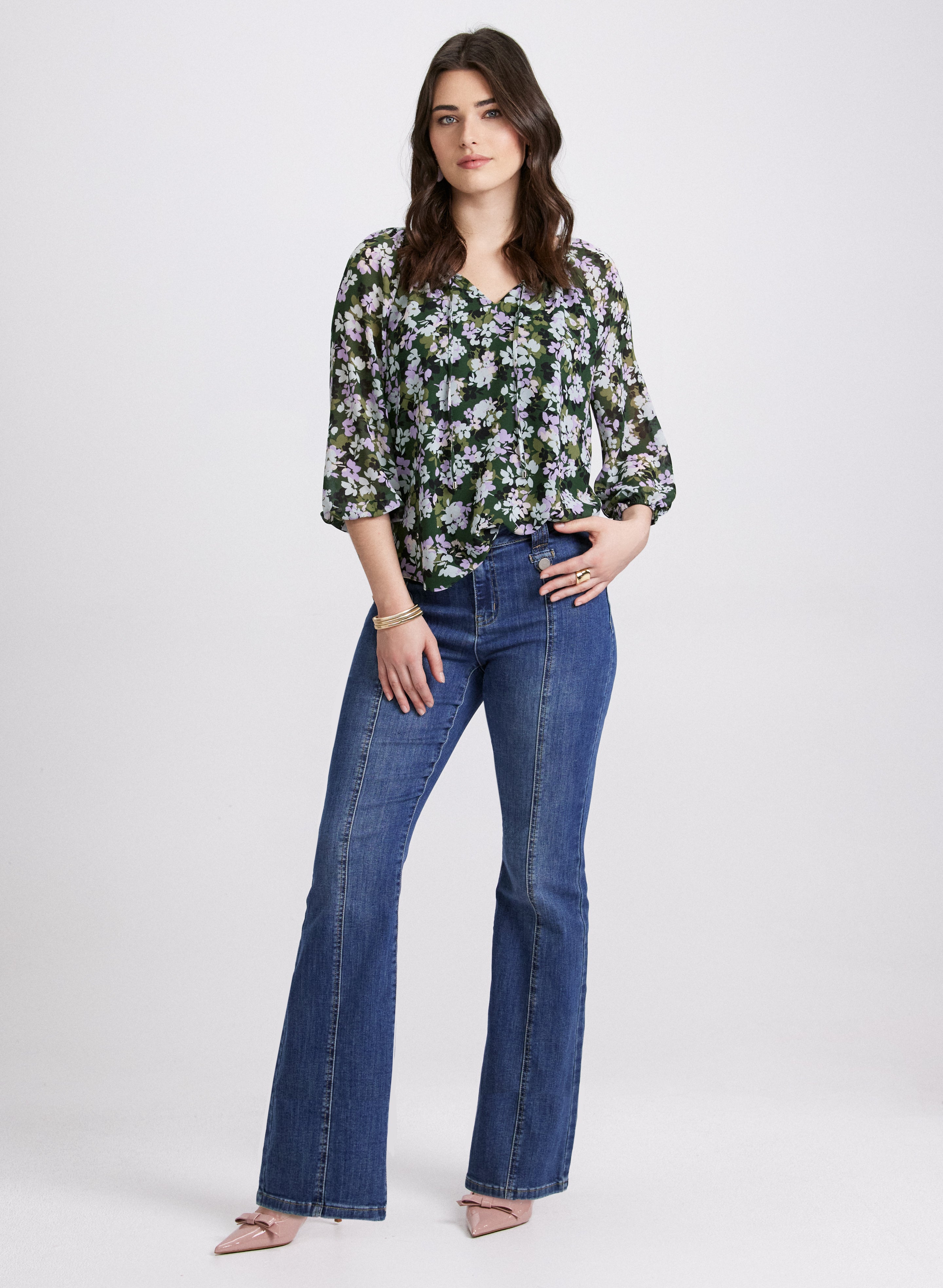 Floral Print Blouse for Women - Elegant Flowy Summer Tops with V-Neck & Short Sleeves - Perfect for Office, Date Night & Casual Outings