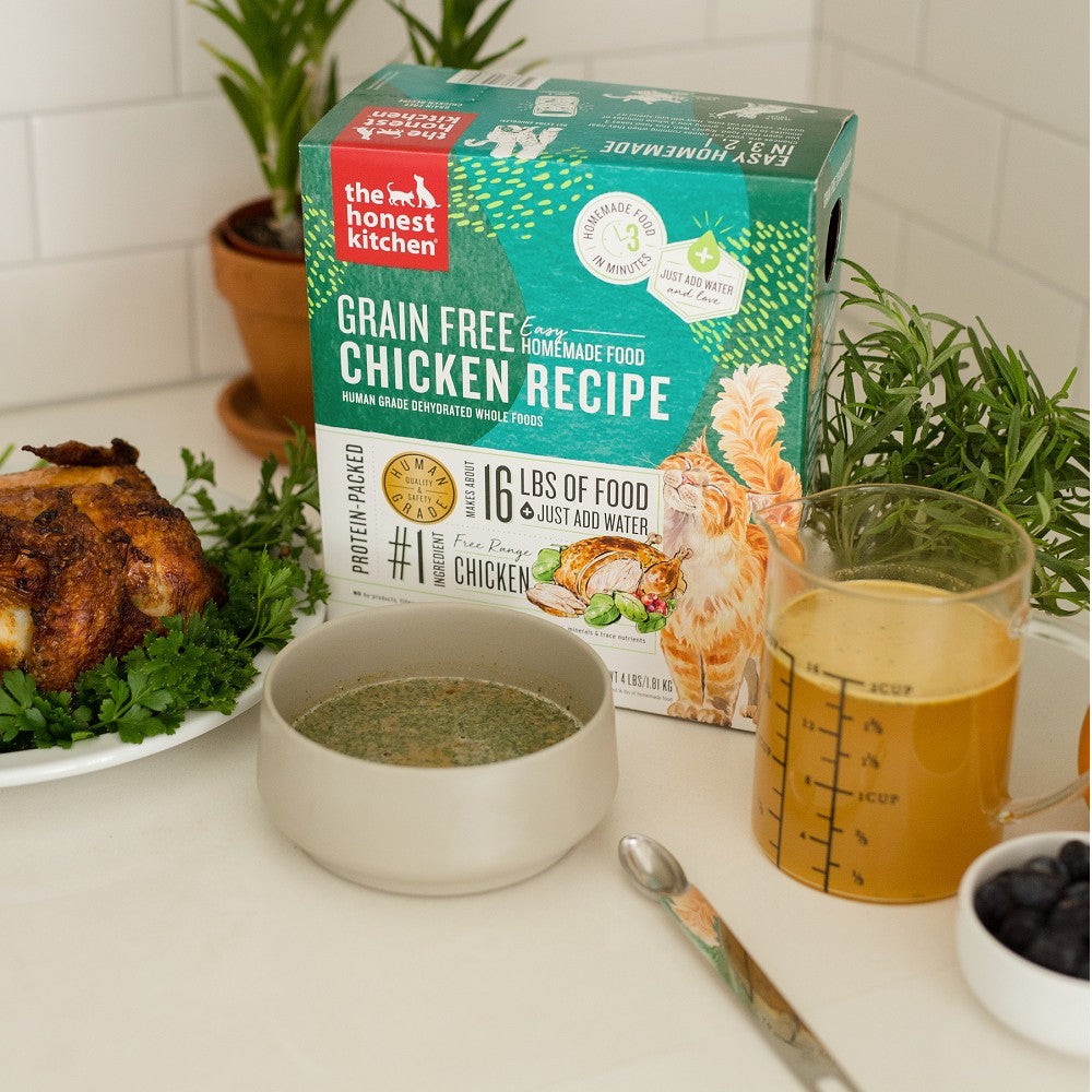 Grain-Free Dehydrated Cat Food with Chicken - All-Natural, High-Protein Adult Cat Food for Indoor & Outdoor Cats - Perfect for Travel, Camping & Emergency Kits