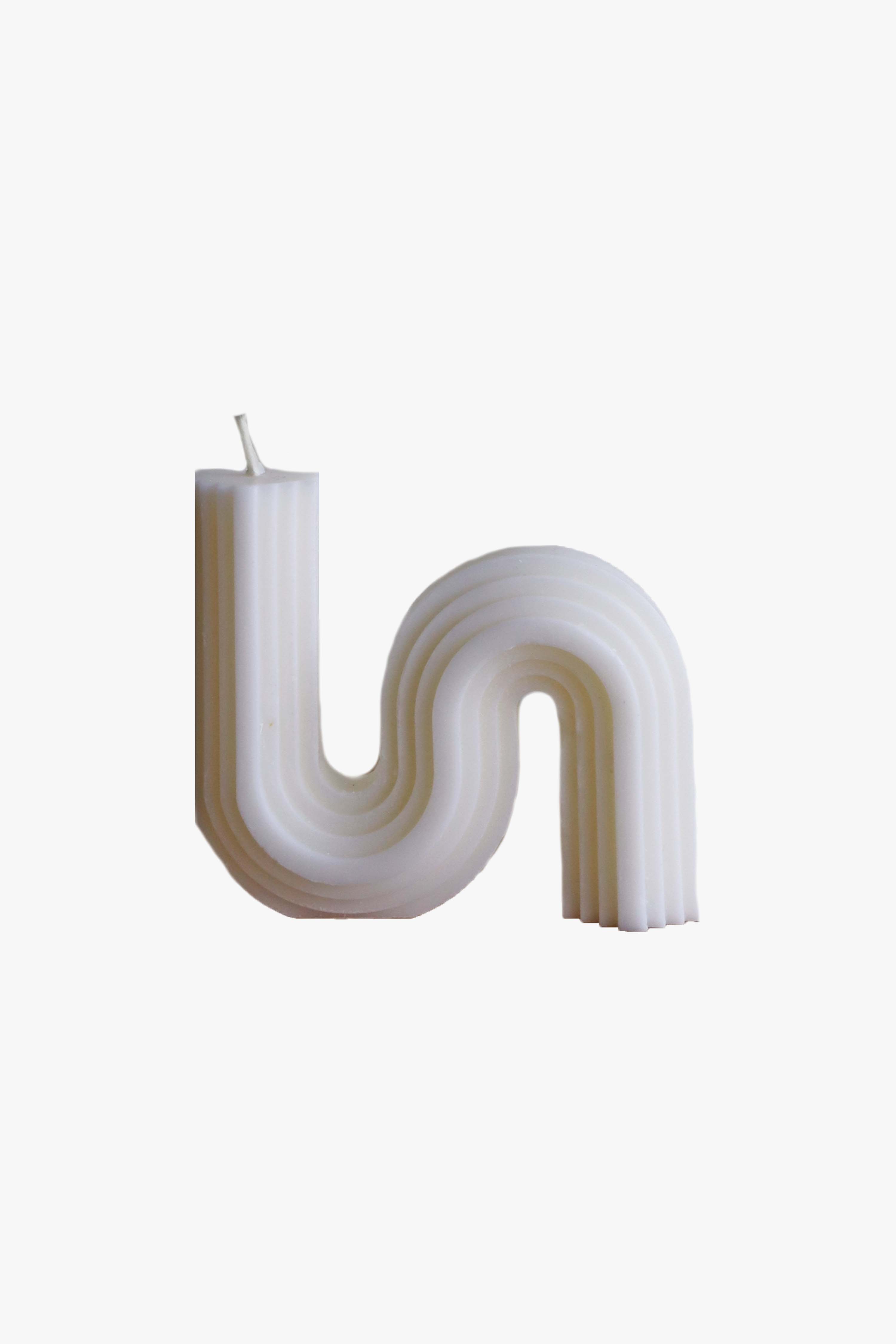 Geometric Wave Decorative White Unscented Candle - Modern Home Decor for Living Room, Bedroom & Bathroom - Perfect for Relaxation, Meditation & Romantic Ambiance