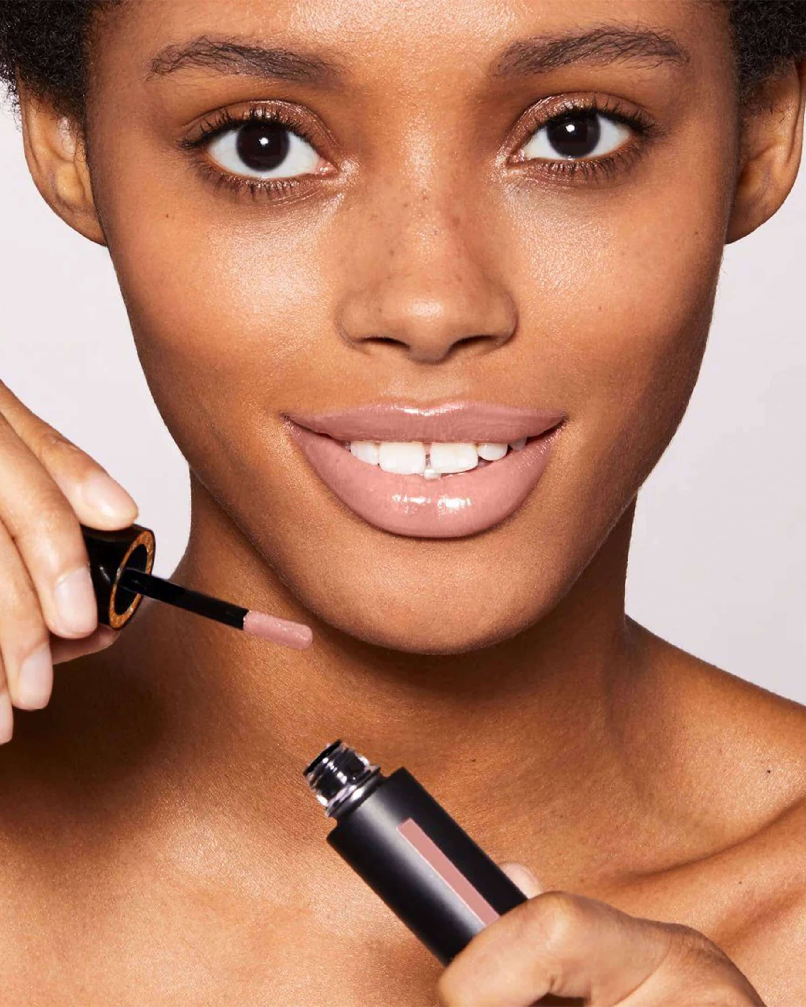 Moisturizing Squeaky Clean Liquid Lip Balm - Hydrating & Long Lasting Lip Gloss for Dry Lips - Perfect for Daily Use, Makeup Looks & On-The-Go Touch Ups