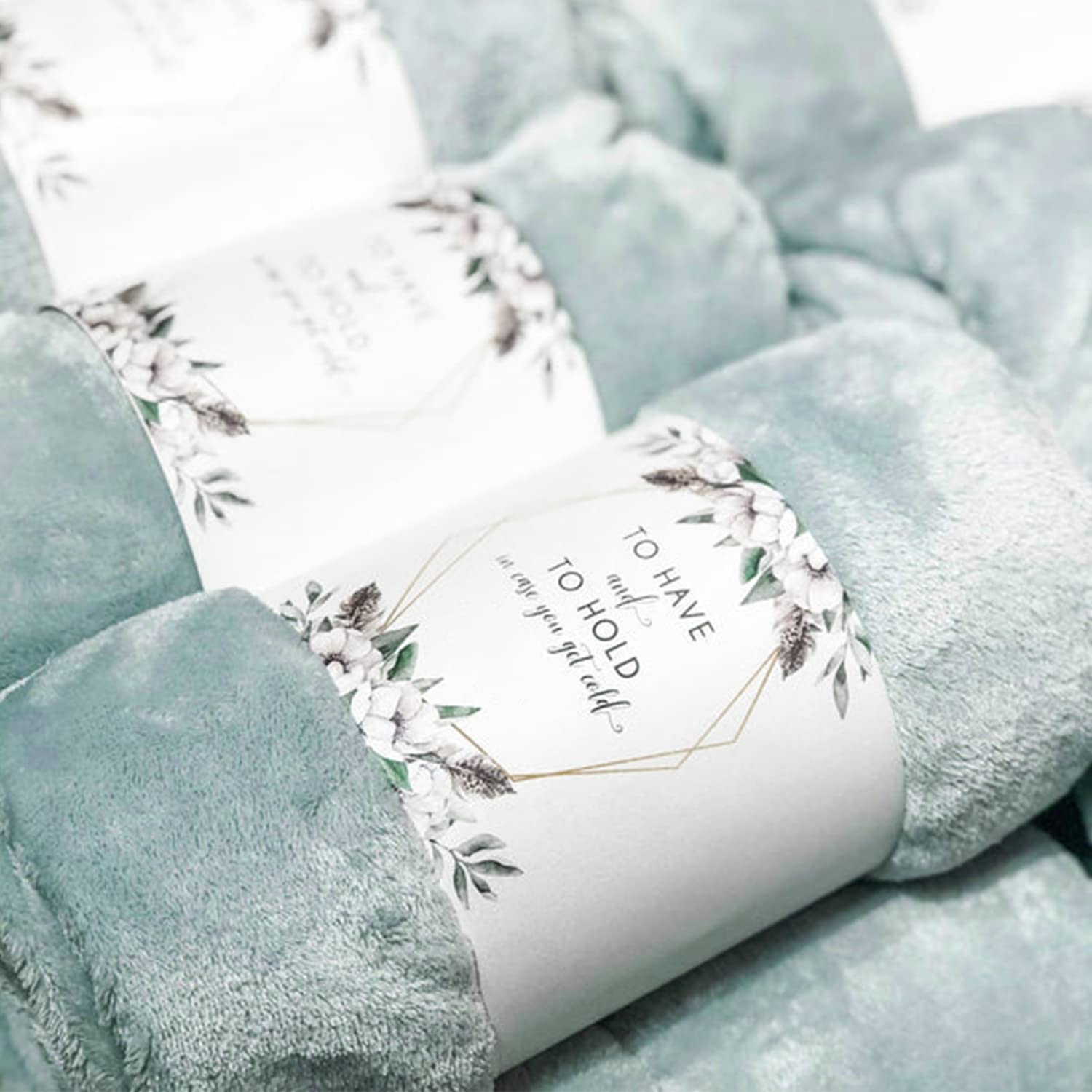 EIUE 15 Pack Bulk Fleece Throw Blankets - Ultra Soft Cozy Blankets for Home Decor, Wedding Favors, Charity Donations | Perfect for Sofa, Bed, Gift Giving & Winter Warmth