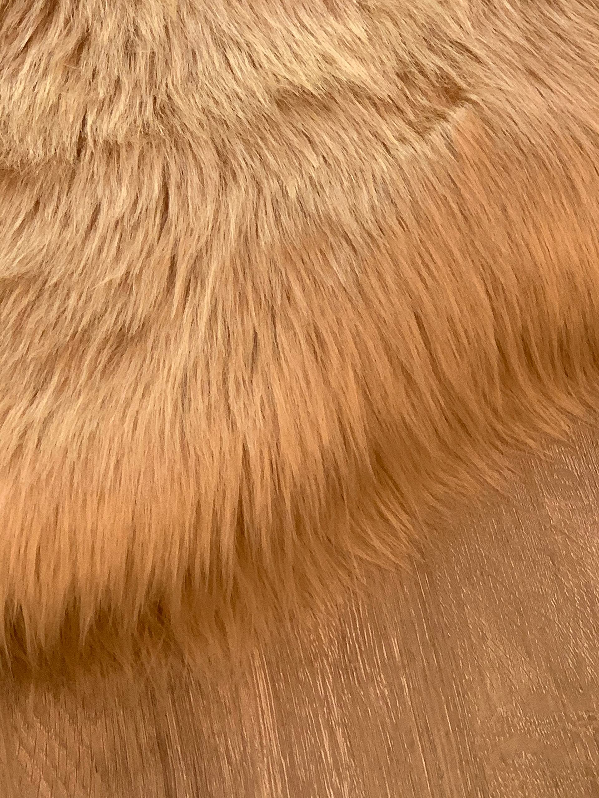 LAMBZY Faux Sheepskin Super Soft Hypoallergenic Silky Round Shag Rug - 6' Beige Fluffy Area Rug for Living Room, Bedroom, Nursery & Sofa - Cozy Home Decor for Winter & Pet-Friendly Floor Mat