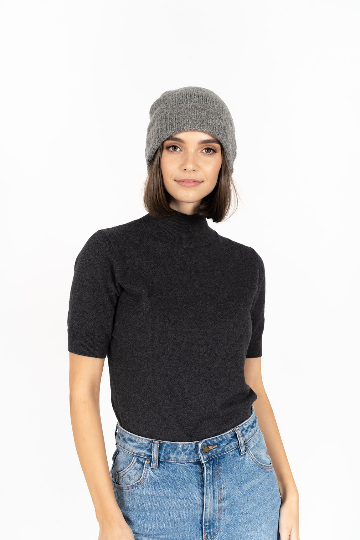 Stylish Fortune Grey Wool Beanie Hat for Men & Women - Warm Winter Knit Cap for Outdoor Activities, Skiing, and Casual Wear