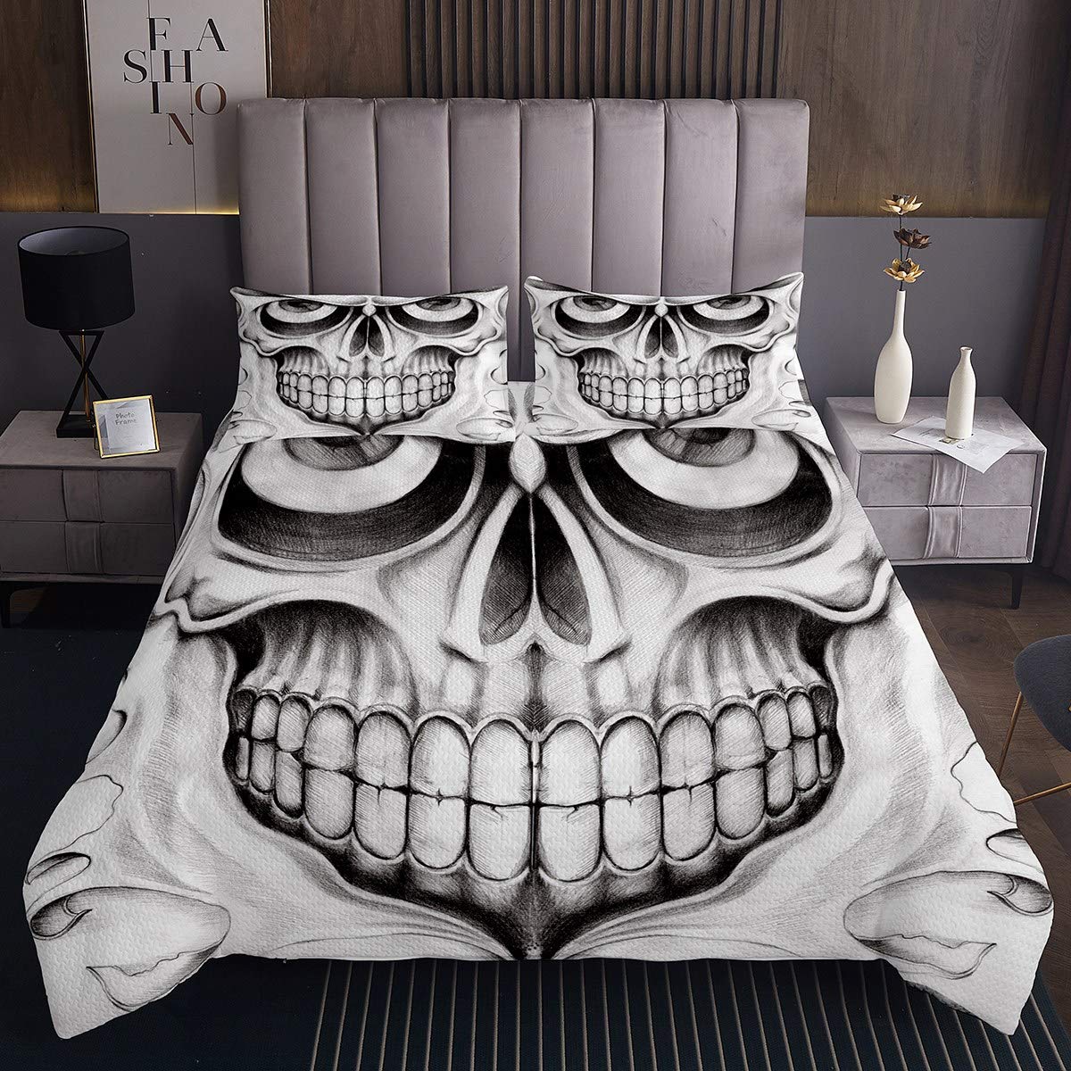 Skull Grey Halloween Coverlet Set Twin - Fierce Teeth Quilt for All Seasons | Breathable Lightweight 2-Piece Bedding Set with Pillow Sham | Perfect for Halloween Decor, Spooky Bedroom Theme & Festival Gifts