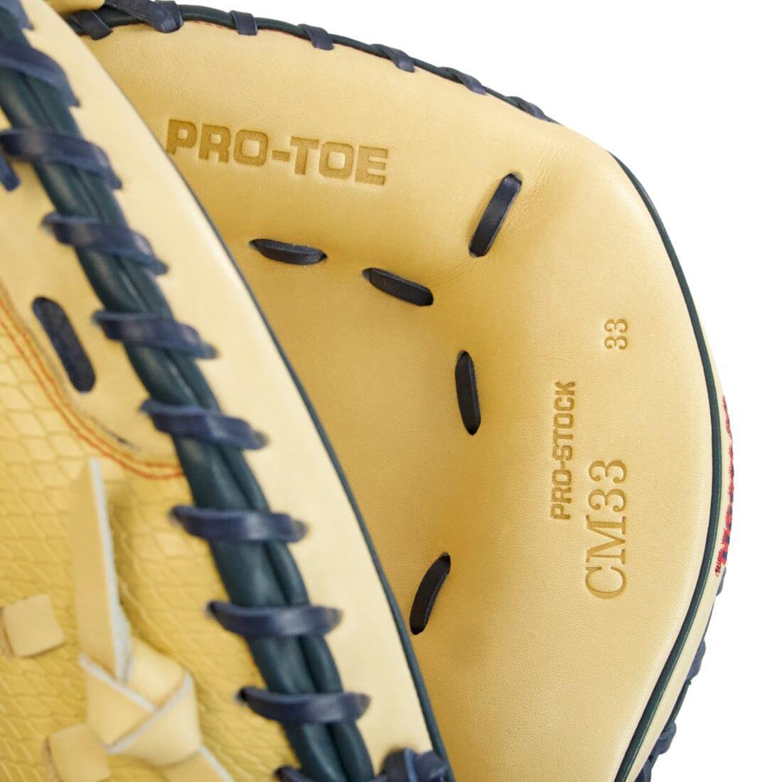 Wilson A2000 CM33 SuperSnakeSkin Golden Viper 33 Baseball Catcher's Mitt - Blonde & Navy | Professional Baseball Glove for Catchers | Perfect for MLB Training & Competitive Games