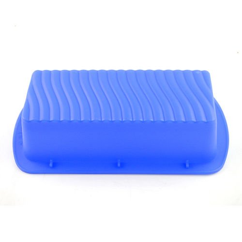 PINDIA 1-Piece Silicone Non-Stick Bread Loaf Cake Baking Pan - Rectangular Bakeware Mold for Homemade Bread & Cakes (Random Color: Red) - Perfect for Baking, Meal Prep & Gift Giving