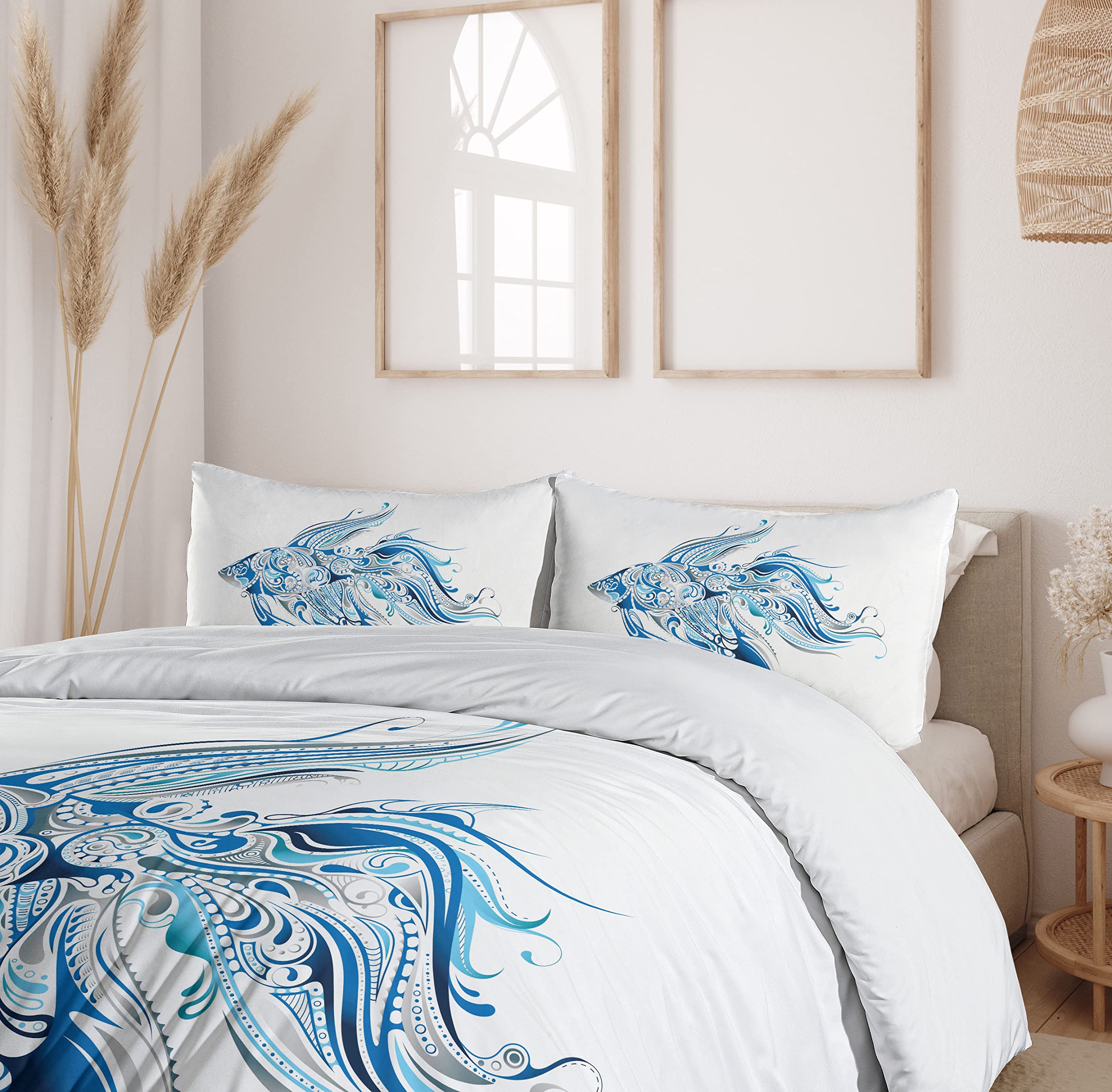 Ambesonne Bohemian Fish Duvet Cover Set - Queen Size Blue Abstract Betta Splendens Design with Swirling Patterns | 3-Piece Bedding Set Includes Duvet Cover & 2 Pillow Shams | Perfect for Coastal, Nautical or Eclectic Bedroom Decor