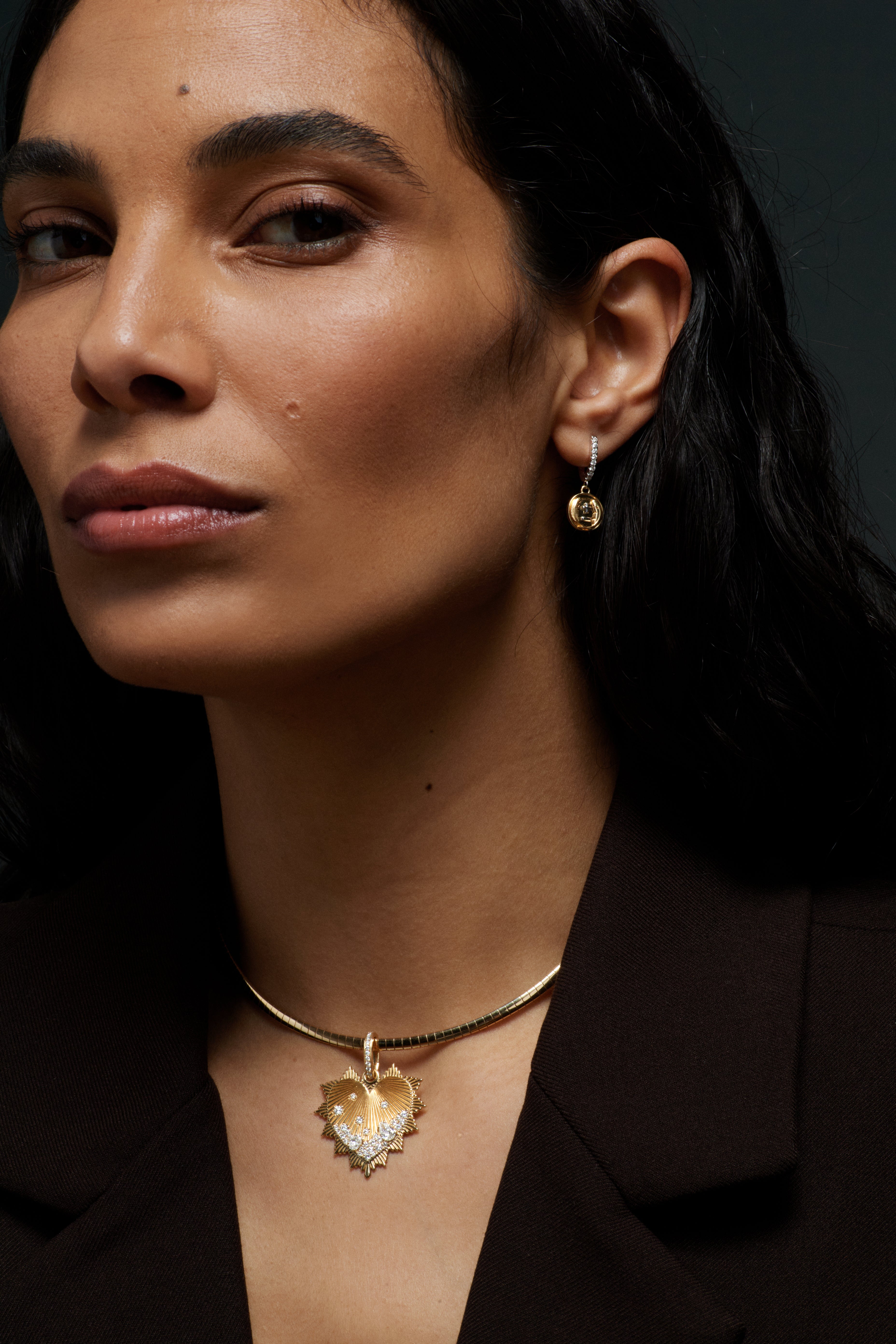 Diamond Encrusted Heart Pendant Necklace in 14K Yellow Gold - Elegant Dainty Collar Chain for Women, Perfect for Valentine's Day Gifts, Anniversary Presents & Romantic Occasions