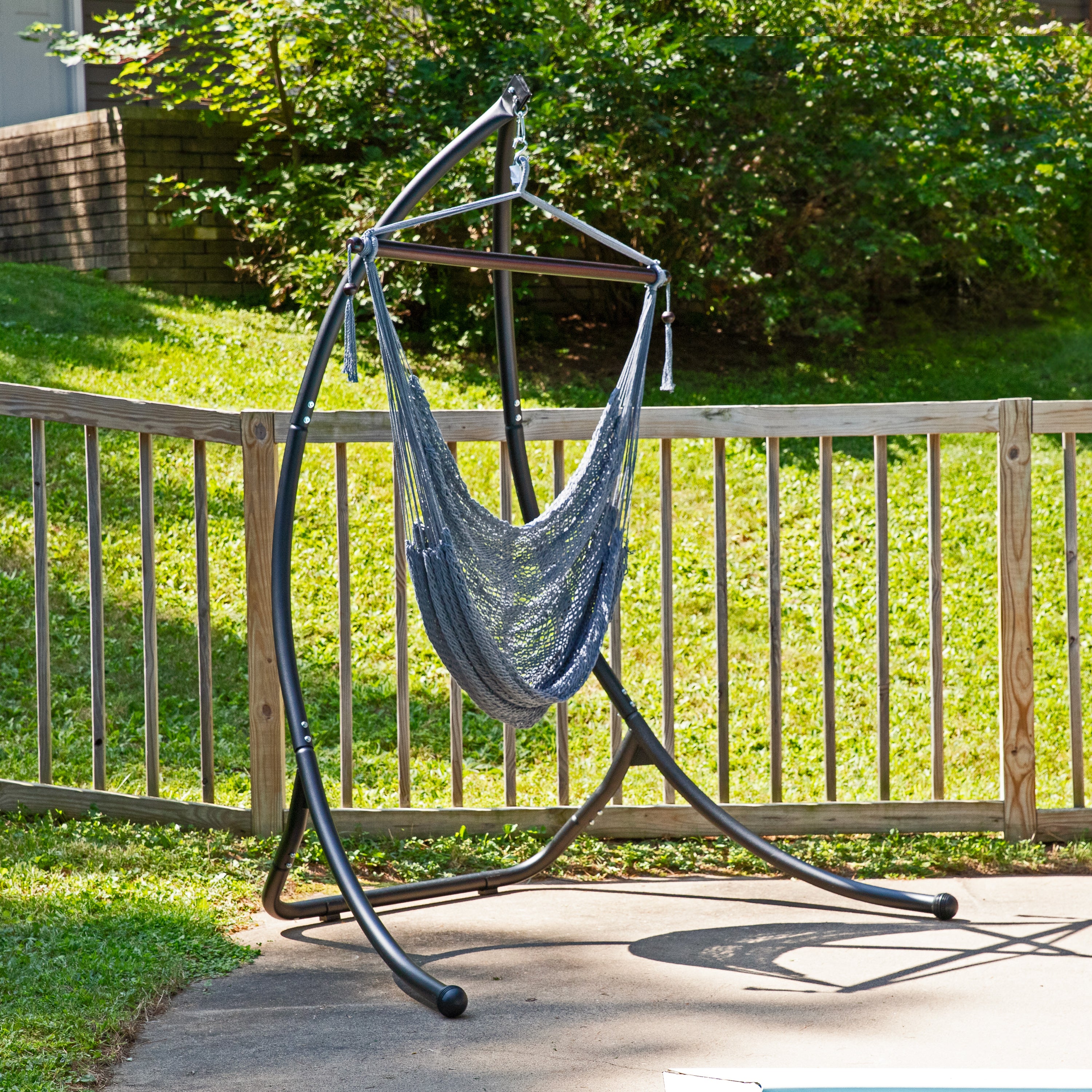 Sunnydaze Extra Large Hanging Caribbean Hammock Chair - Durable Outdoor Swing for Patio, Garden, Backyard & Poolside Relaxation