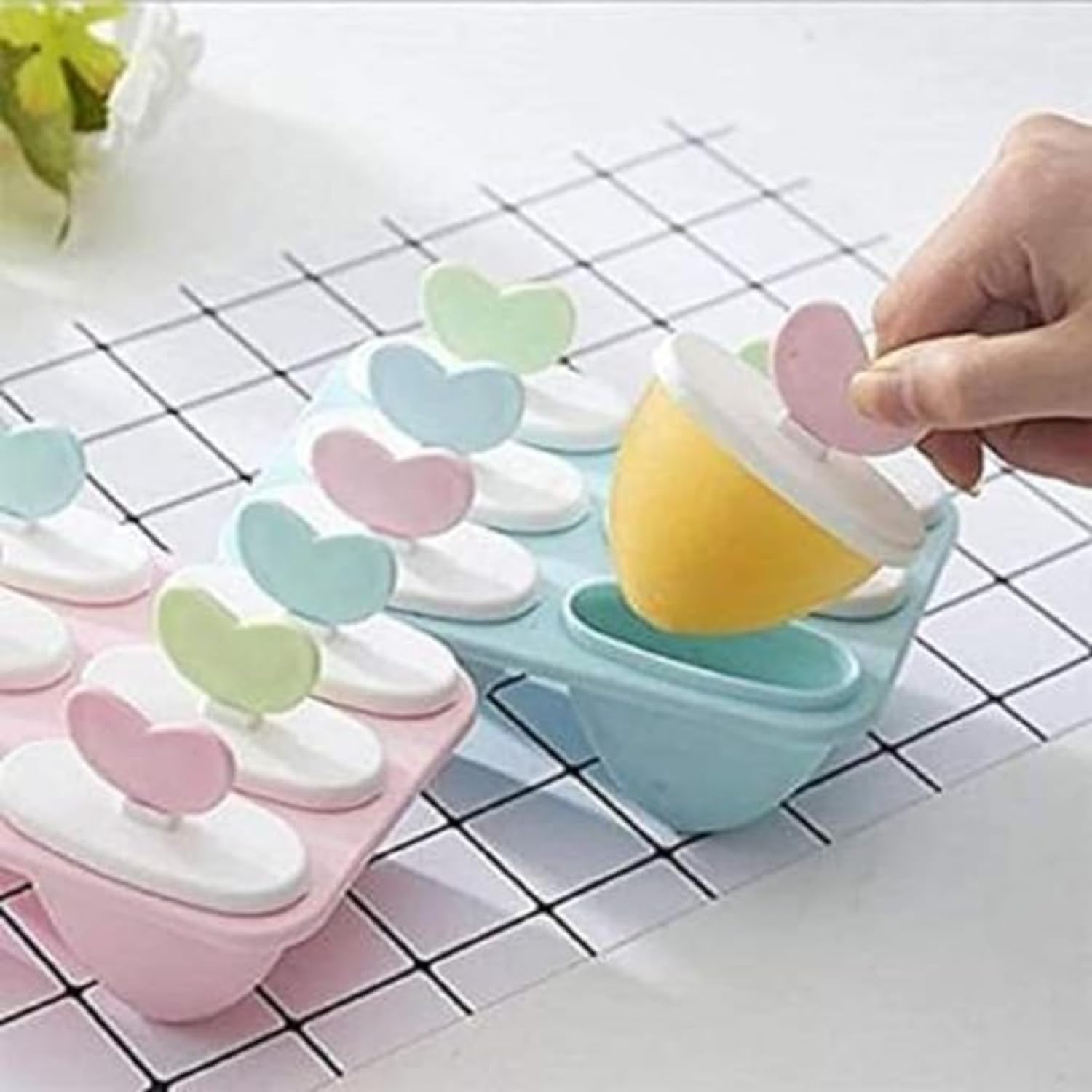 GRANTH ENTERPRISE Ice Pop Makers - 6 Popsicle Molds with Heart-Shaped Candy Design, Reusable BPA-Free Plastic Ice Cream Tray for Kids & Adults - Perfect for Summer Parties, Backyard BBQs and Family Fun