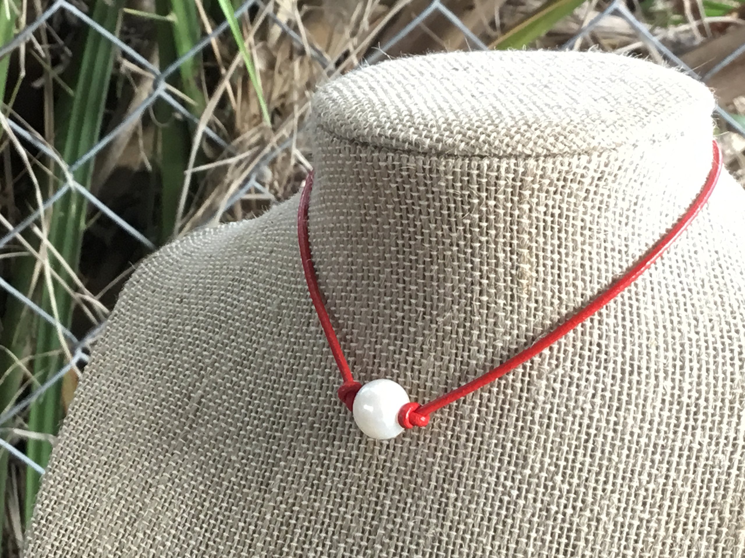 Genuine Leather Pearl Choker Necklace for Women - Elegant Leather Cord with Pearls - Perfect for Weddings, Parties & Everyday Fashion Accessories