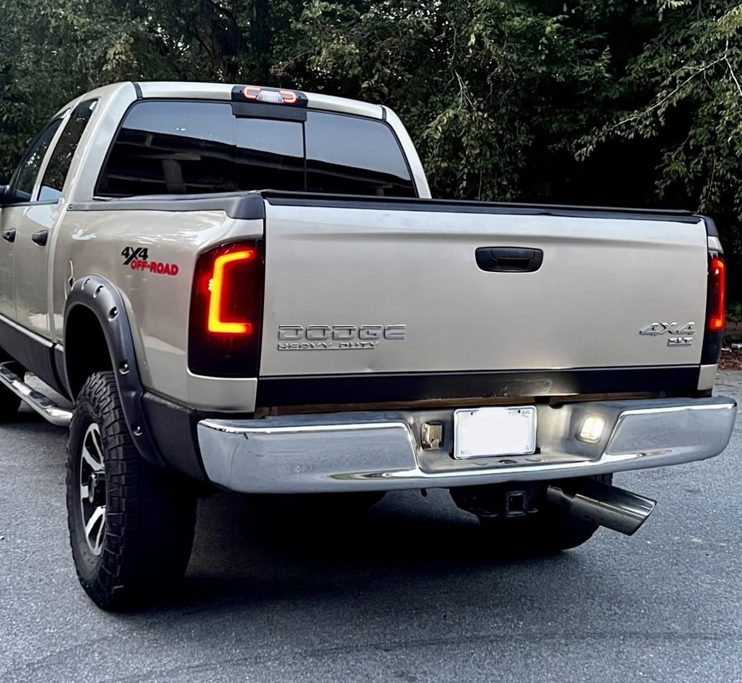 Dark Red C-Shaped LED High Mount Third Brake Light for 2002-2009 RAM 1500/2500/3500 Pickup Trucks - Enhanced Safety & Style for Night Driving & Off-Road Adventures