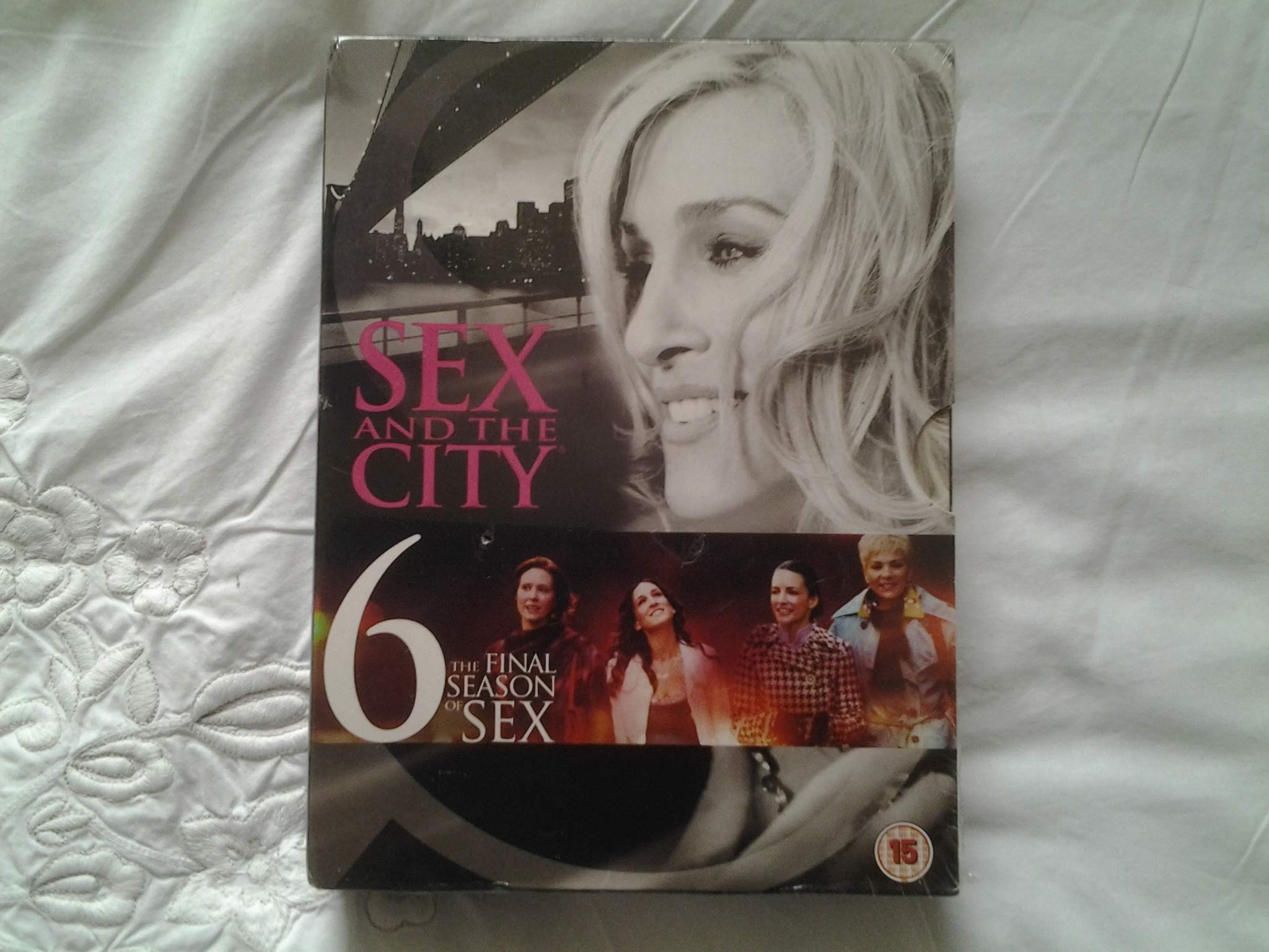 Sex and the City: Season 6 DVD - Complete Final Season | Romantic Comedy TV Series for Women, Perfect for Girls' Night In or Binge-Watching