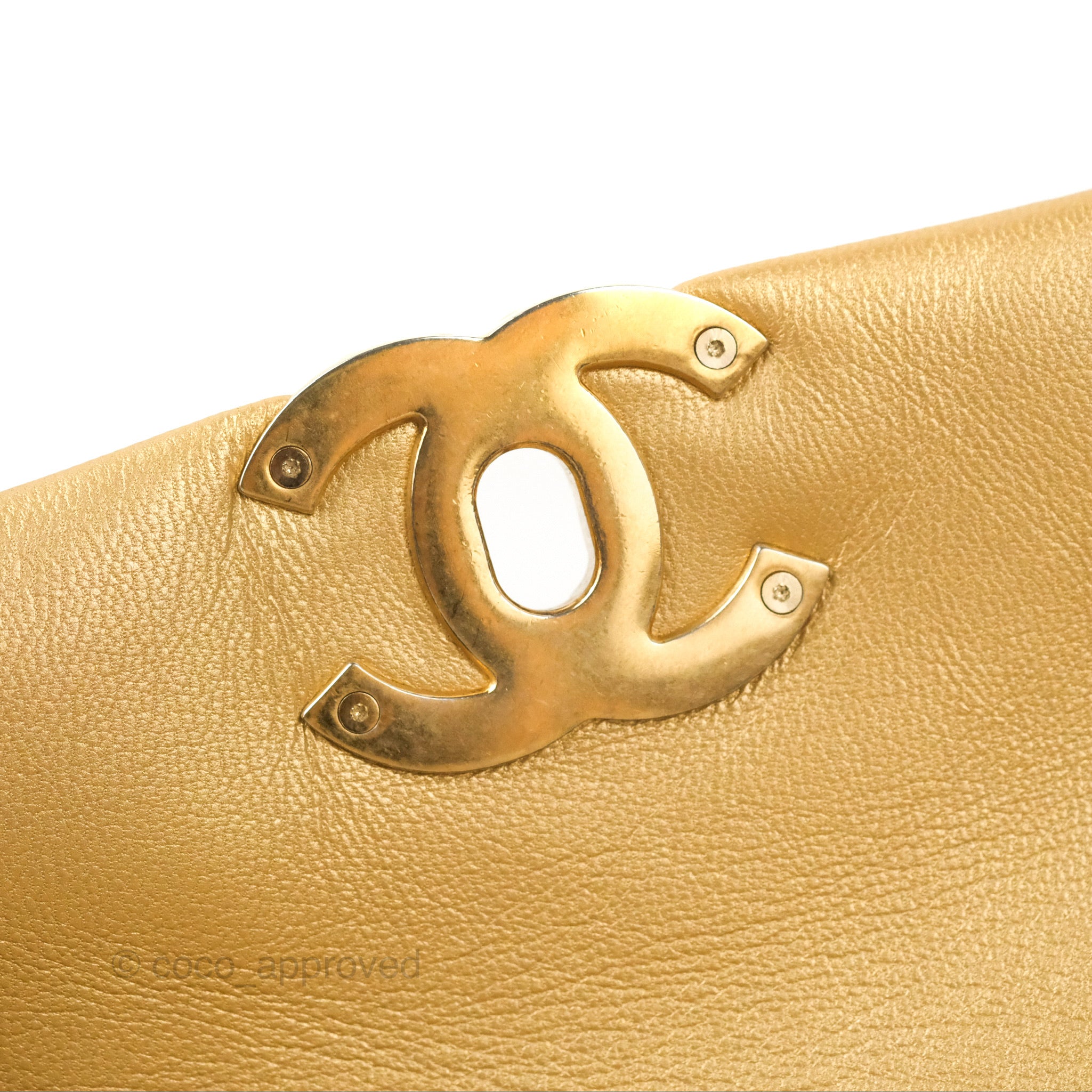 Chanel 19 Small Handbag in Metallic Gold Lambskin Leather with Mixed Hardware - Luxury Crossbody Bag for Women, Perfect for Evening Parties & Date Nights