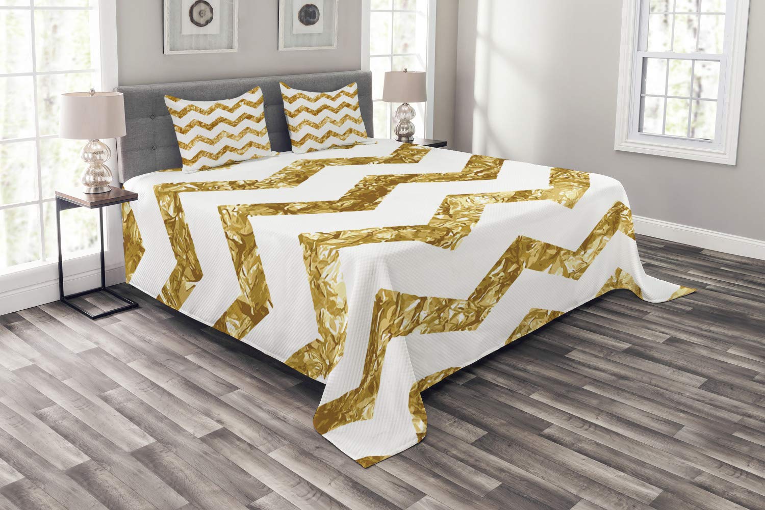 Ambesonne Abstract Bedspread Set - Modern Chevron Zigzag Pattern King Size 3-Piece Bedding with 2 Pillow Shams in Pale Coffee White | Minimalist Home Decor for Bedroom, Guest Room & Photo Backdrop