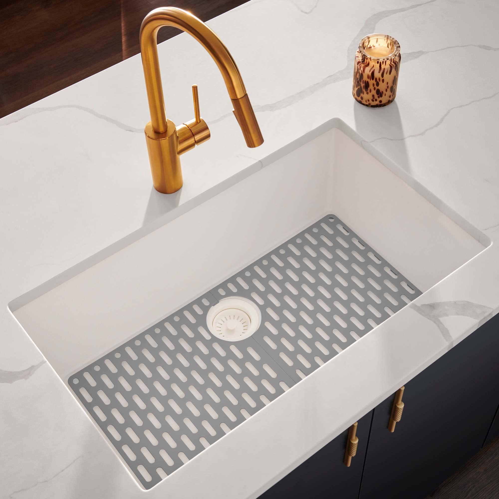 Ruvati 32 x 19 Inch White Granite Composite Undermount Single Bowl Kitchen Sink - Durable RVG2080WH for Modern Homes & RV Use - Perfect for Meal Prep, Dishwashing & Small Space Kitchens