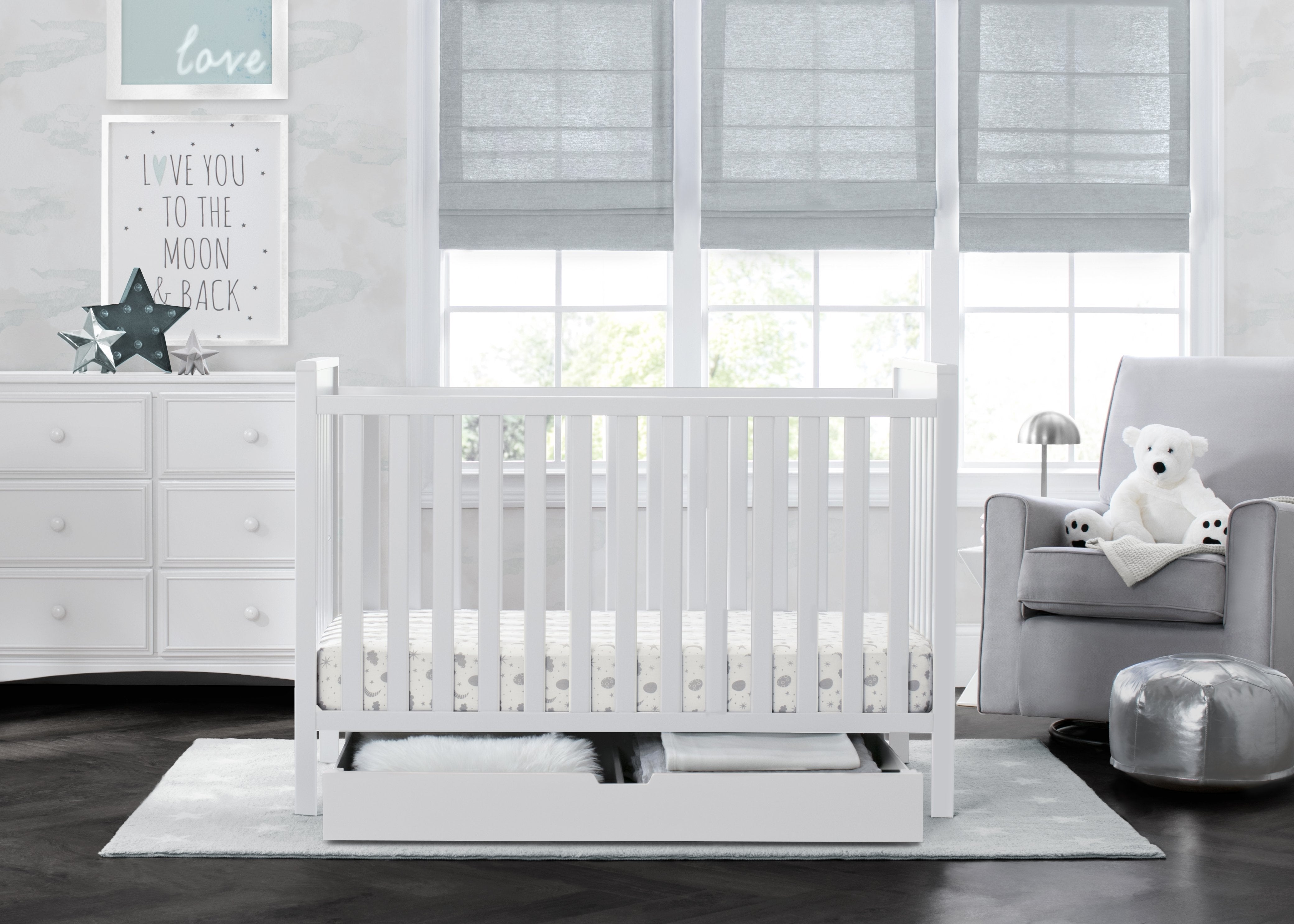 Mercer 6-in-1 Convertible Baby Crib with Under Crib Roll-Out Storage Drawer - Nursery Furniture for Newborn to Toddler Bed - Perfect for Small Spaces & Modern Nurseries