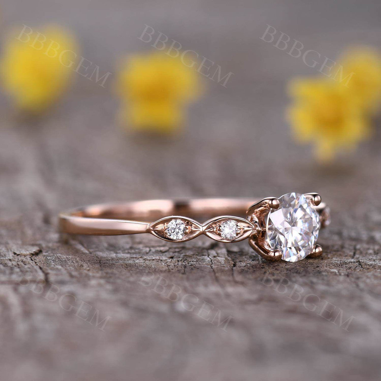 Vintage Moissanite Engagement Ring - 5mm Round Cut 0.5 Carat Moissanite & Diamond Bridal Ring in 14K/18K White Gold - Perfect for Proposals, Anniversaries & Wedding Bands