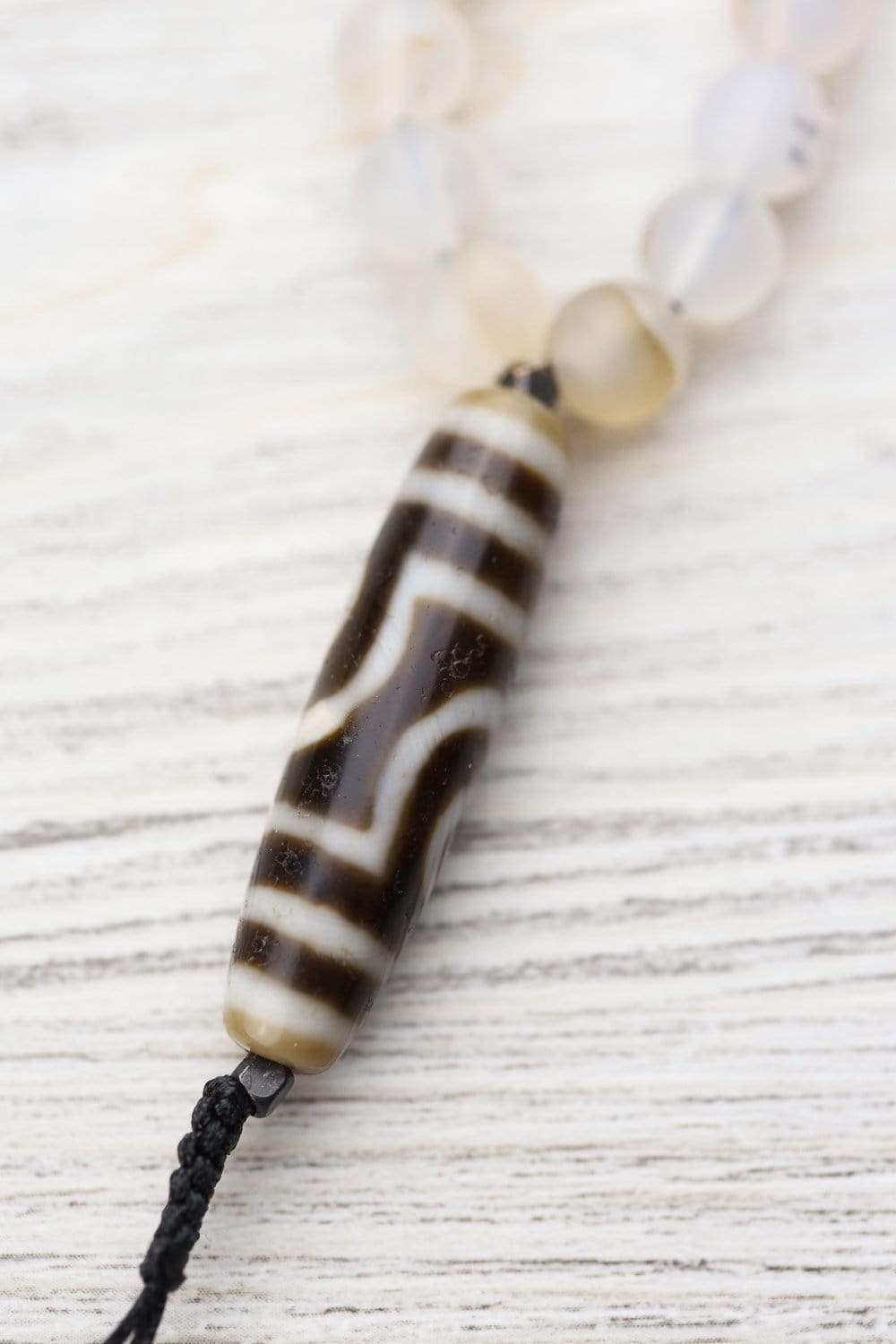 Tibetan Dzi Bead Mala Prayer Necklace - Authentic Buddhist Meditation Beads for Spiritual Healing, Protection & Positive Energy | Perfect for Yoga, Meditation & Mindfulness Practices