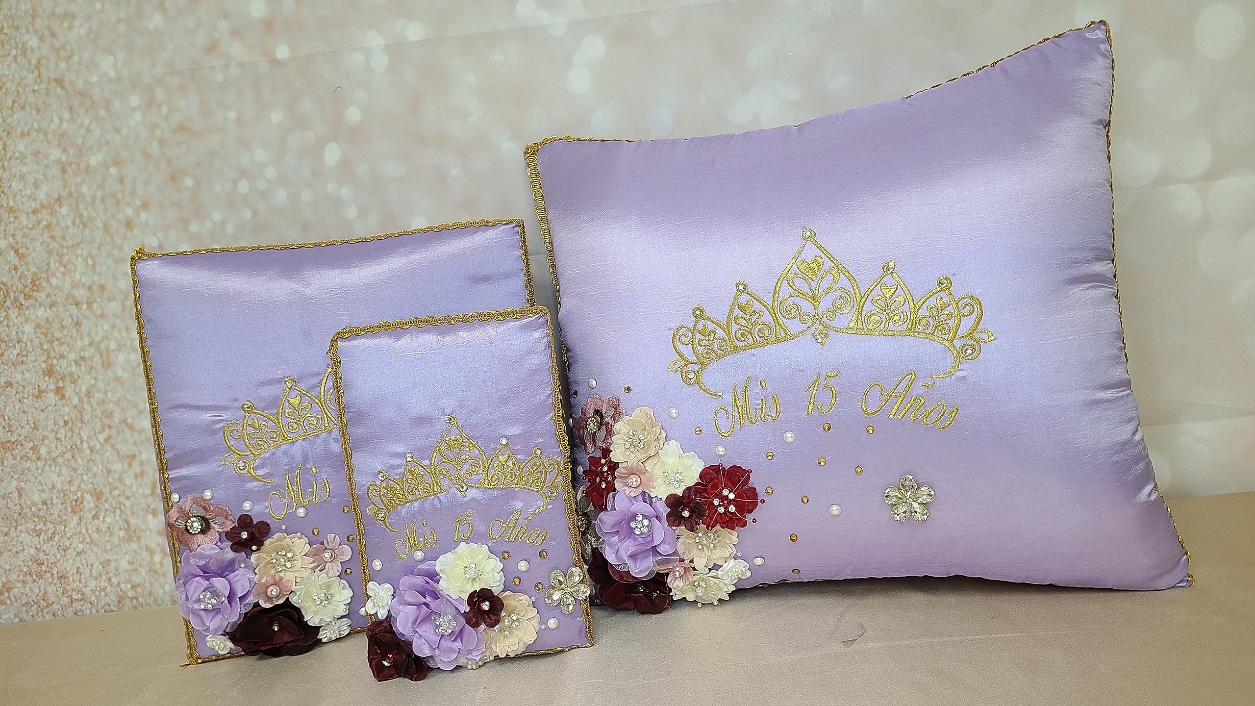 Quinceañera Crown & Pillow Set - Sweet 16 Accessories, Queen & Princess Theme Decorations - Perfect Quinceanera Gift Idea for Birthday Parties, Celebrations & Special Occasions