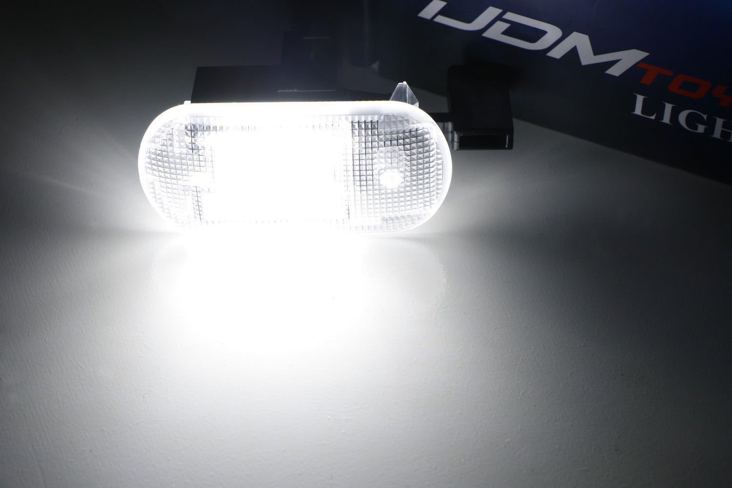 2W White Full LED Glove Box Light Assembly Compatible with VW MK4 Golf Jetta Bora Beetle - Bright Interior Lighting for Night Driving & Easy Access