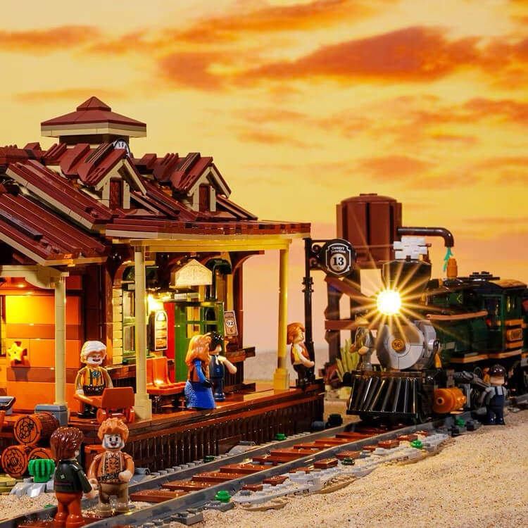 Funwhole F9039 Western Railway Station Building Blocks Set - Creative DIY Train Station Model for Adults & Kids - Perfect for Home Decoration, Collectibles & Gifts