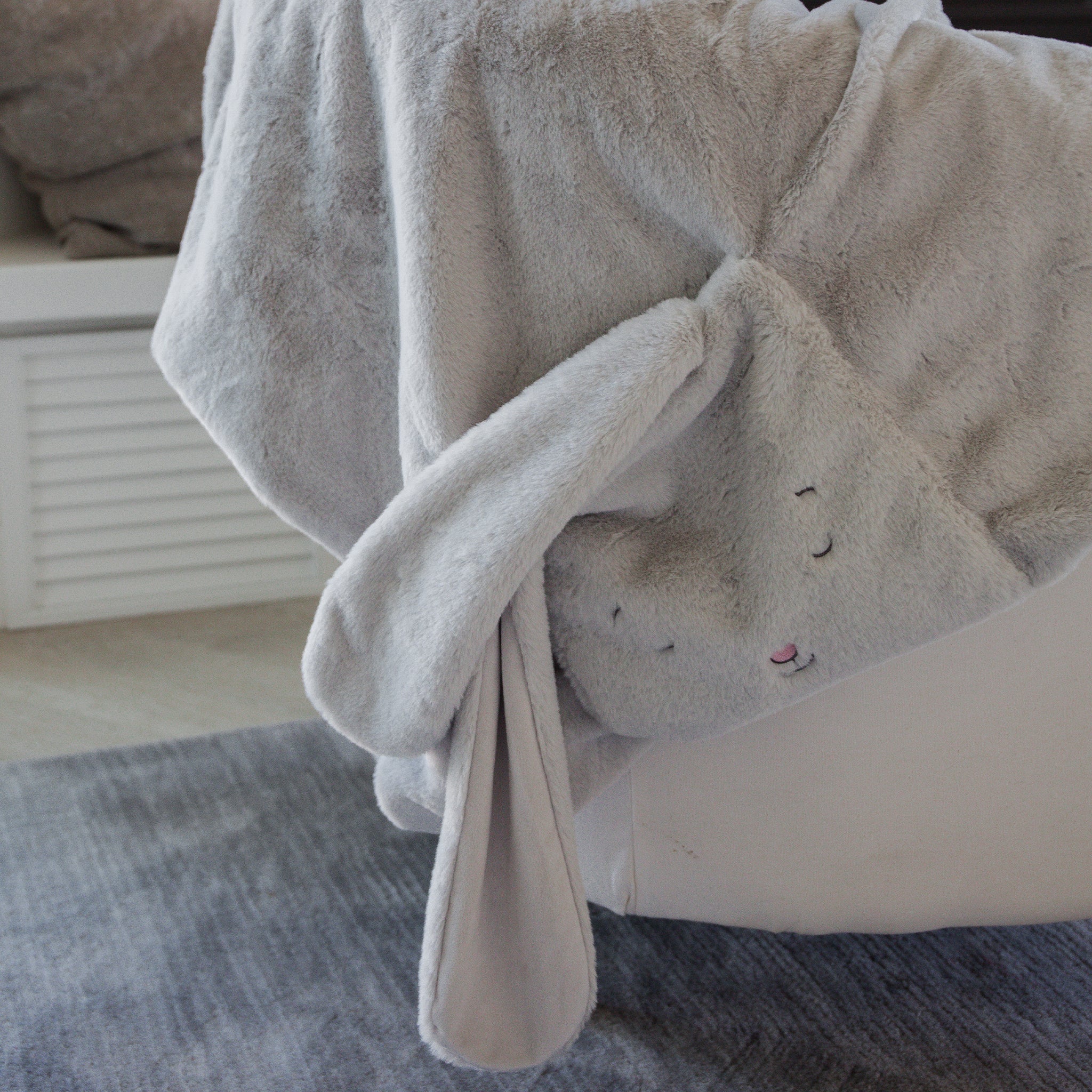Hello, Baby! Gift Set - Premium Bloom Gray Baby Shower & Newborn Welcome Present - Perfect for Baby Showers, Christenings & New Parent Gifts