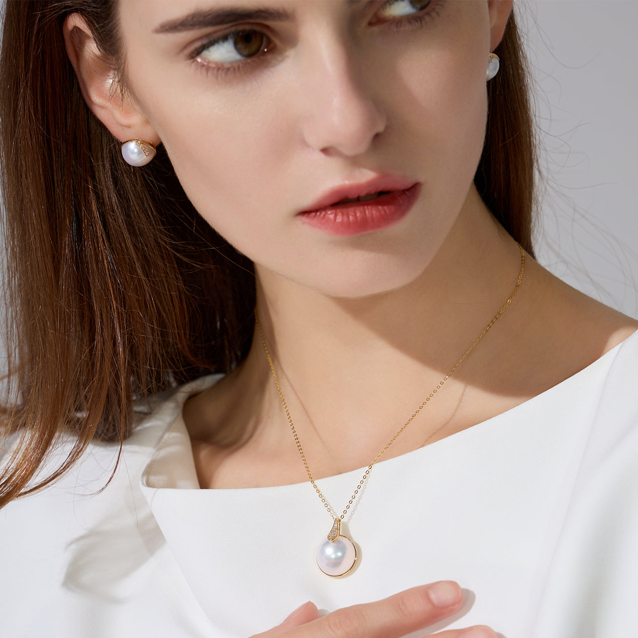 18K Solid Gold Diamond Edison Pearl Necklace KN00151 - Elegant Jewelry Gift for Women, Perfect for Weddings, Anniversaries & Special Occasions
